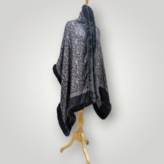 WOMEN'S WOOLEN SHRUG
