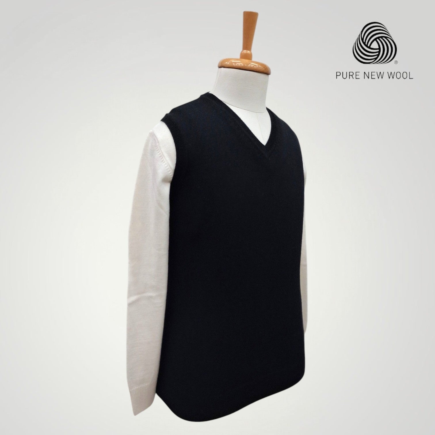MEN'S SLEEVELESS ITALIAN PURE WOOL SWEATER