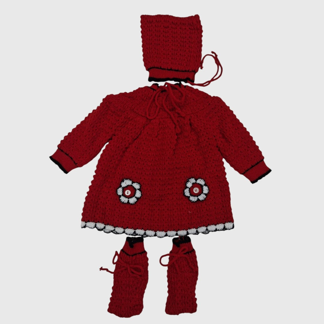 NEW BORN HAND MADE WOOLEN SET