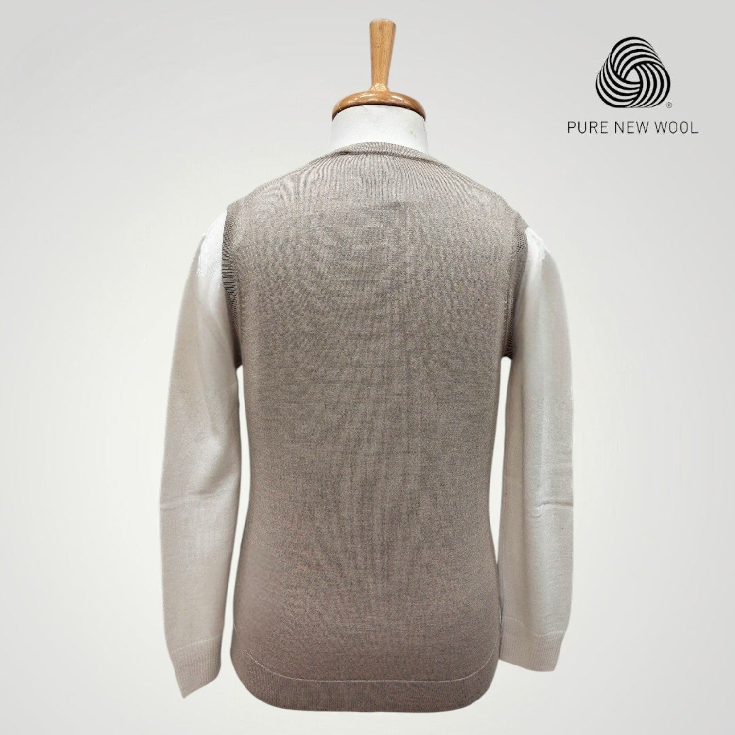 MEN'S SLEEVELESS ITALIAN PURE WOOL SWEATER