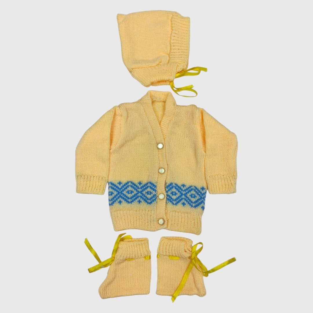 NEW BORN HAND MADE WOOLEN SET