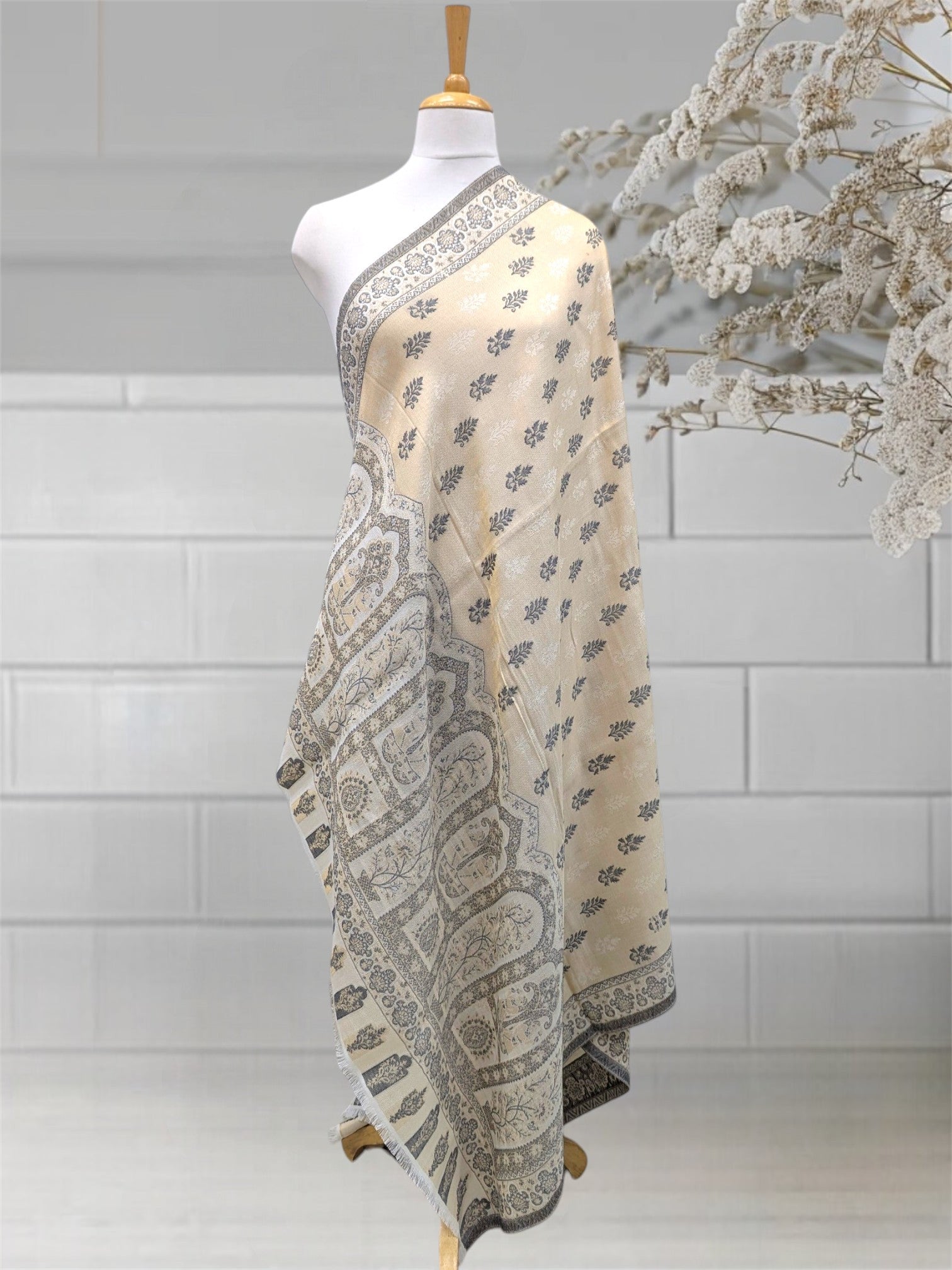 WOMEN'S SHAWL ACRO WOOL