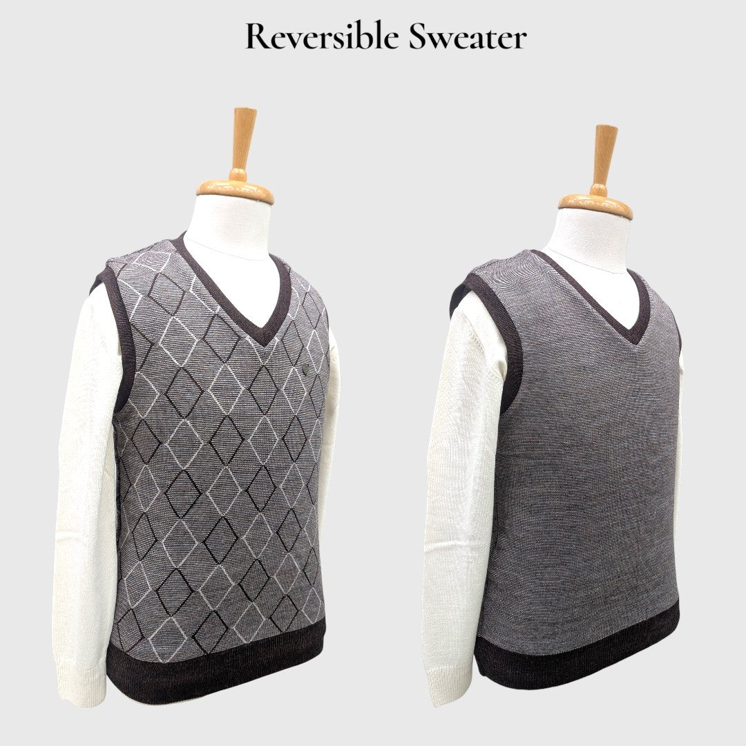 MEN'S SLEEVELESS REVERSIBLE SWEATER