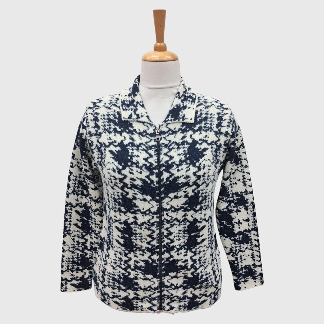 WOMEN'S FULL ZIP SWEATER