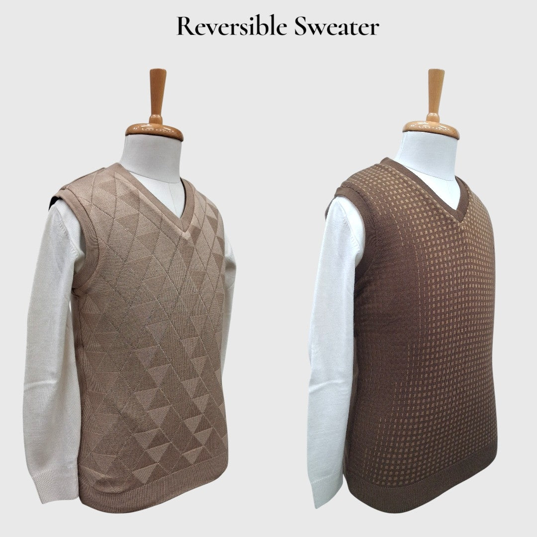 MEN'S SLEEVELESS REVERSIBLE SWEATER