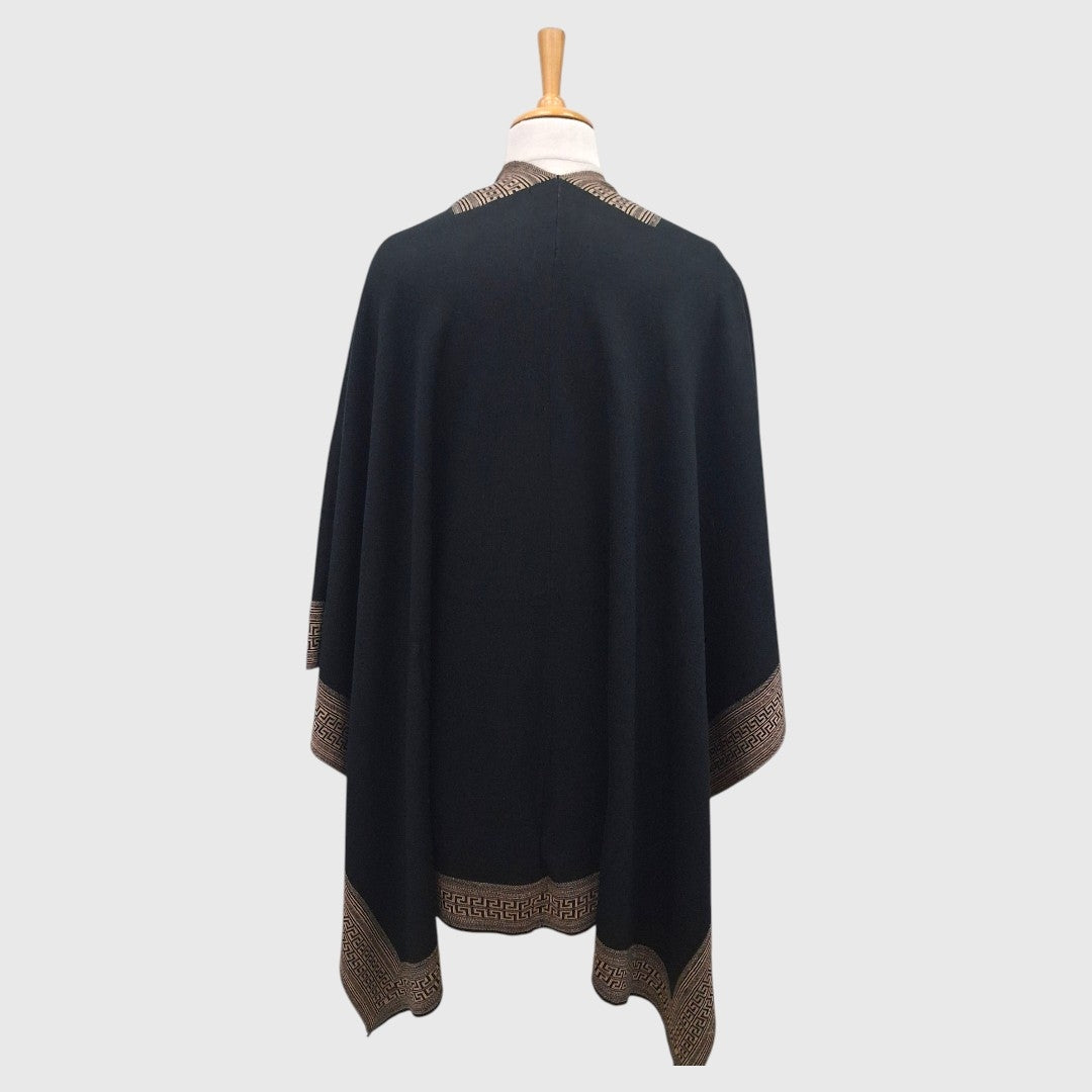 WOMEN'S WOOLEN SHRUG