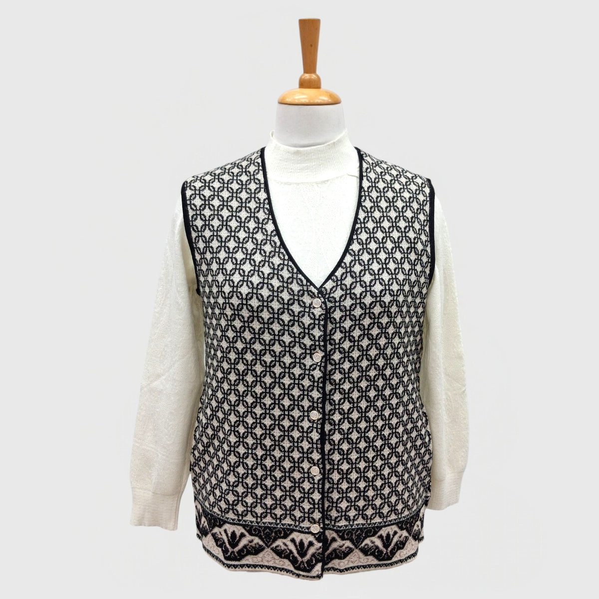 WOMEN'S SLEEVELESS CARDIGAN
