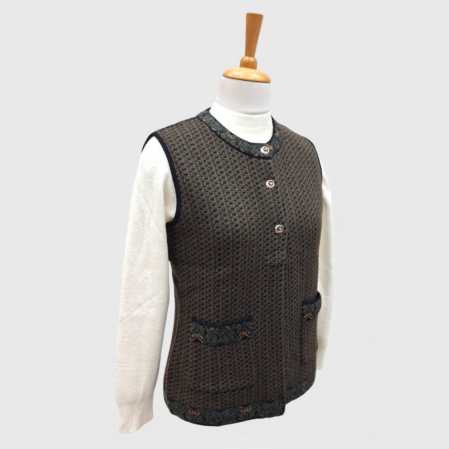 WOMEN'S SLEEVELESS CARDIGAN