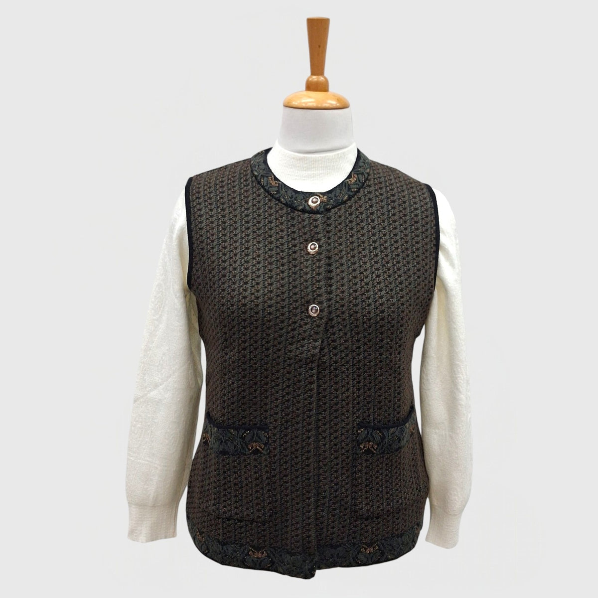 WOMEN'S SLEEVELESS CARDIGAN