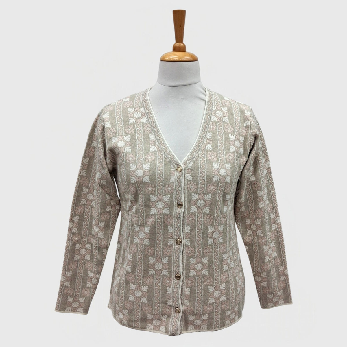 WOMEN'S V NECK CARDIGAN
