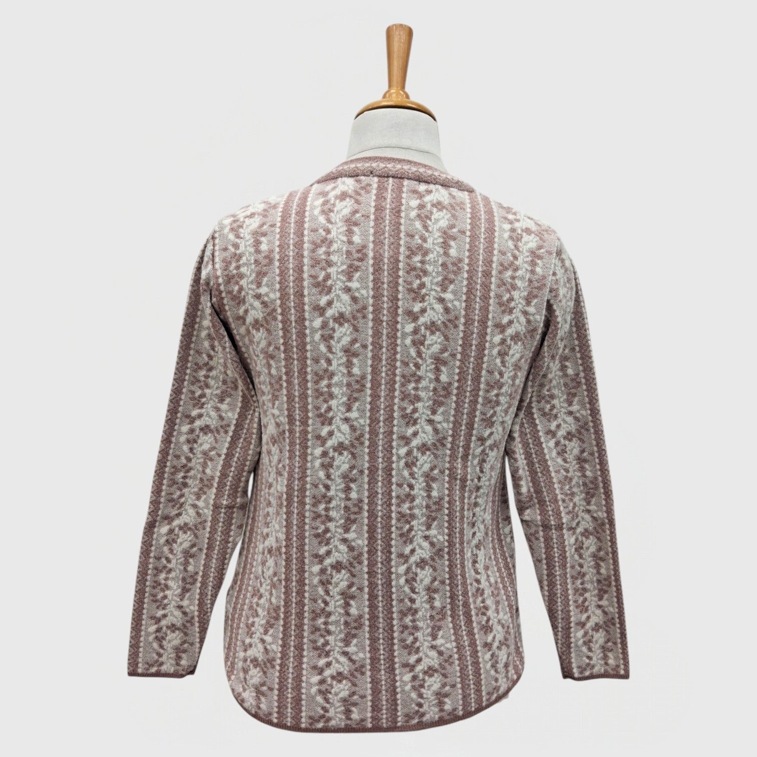 WOMEN'S R NECK CARDIGAN