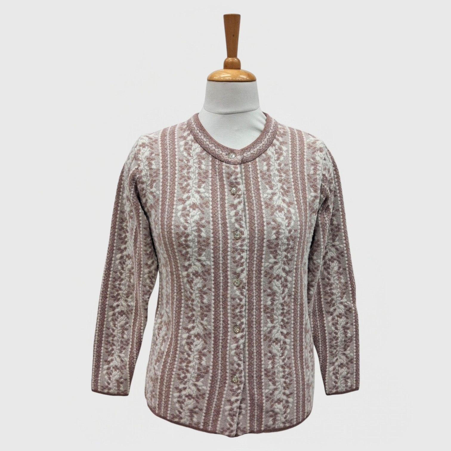 WOMEN'S R NECK CARDIGAN