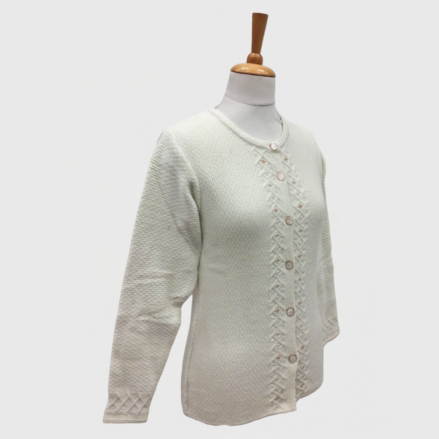 WOMEN'S R NECK CARDIGAN