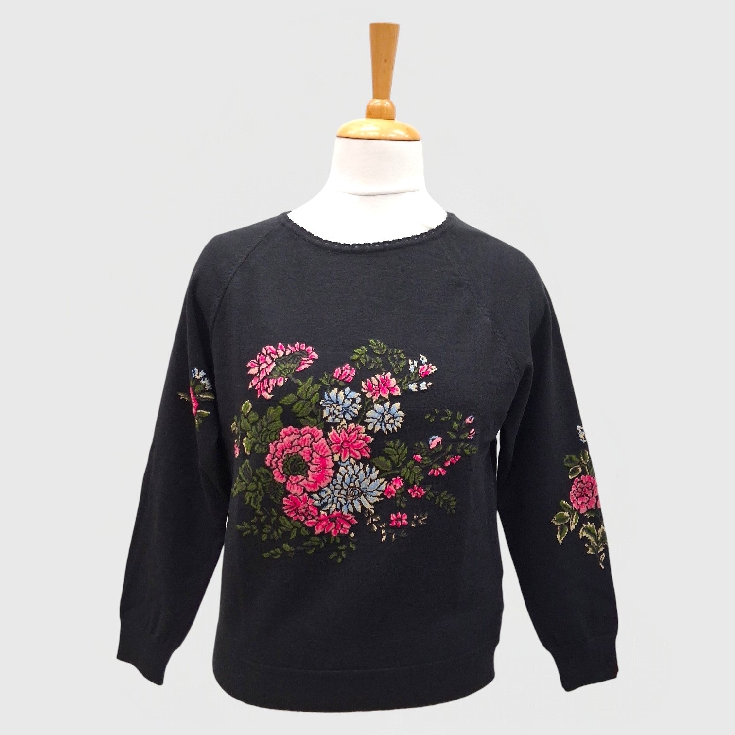 WOMEN PULLOVER