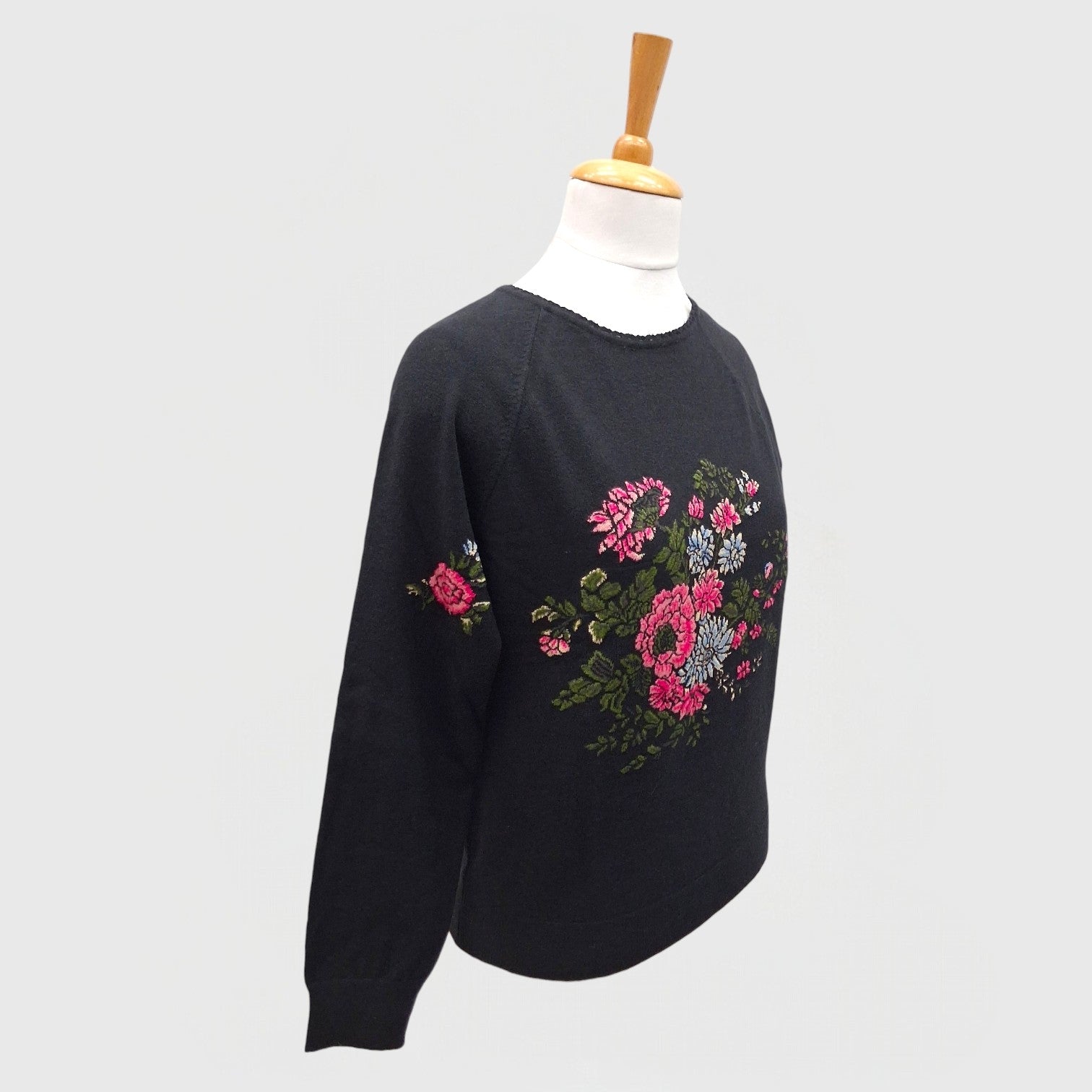 WOMEN PULLOVER