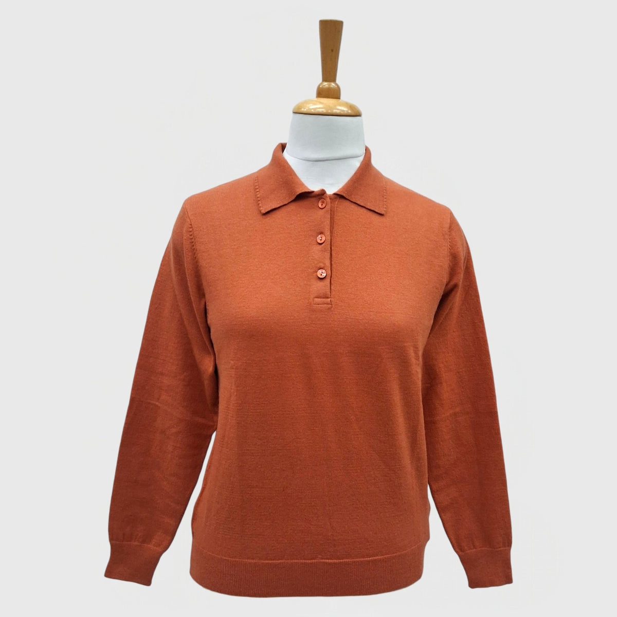 WOMEN PULLOVER COLLAR WITH BUTTON