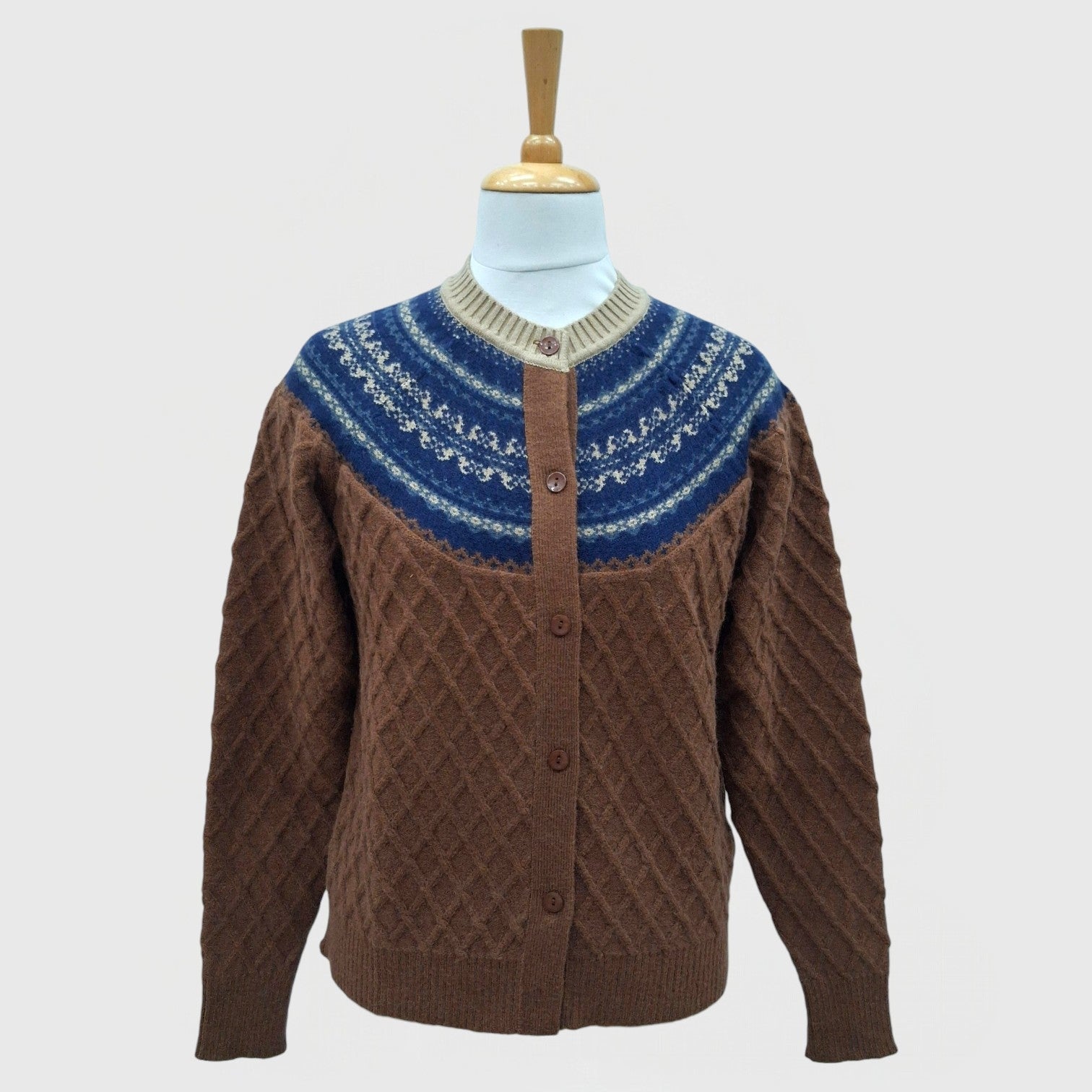 WOMEN'S R NECK CARDIGAN