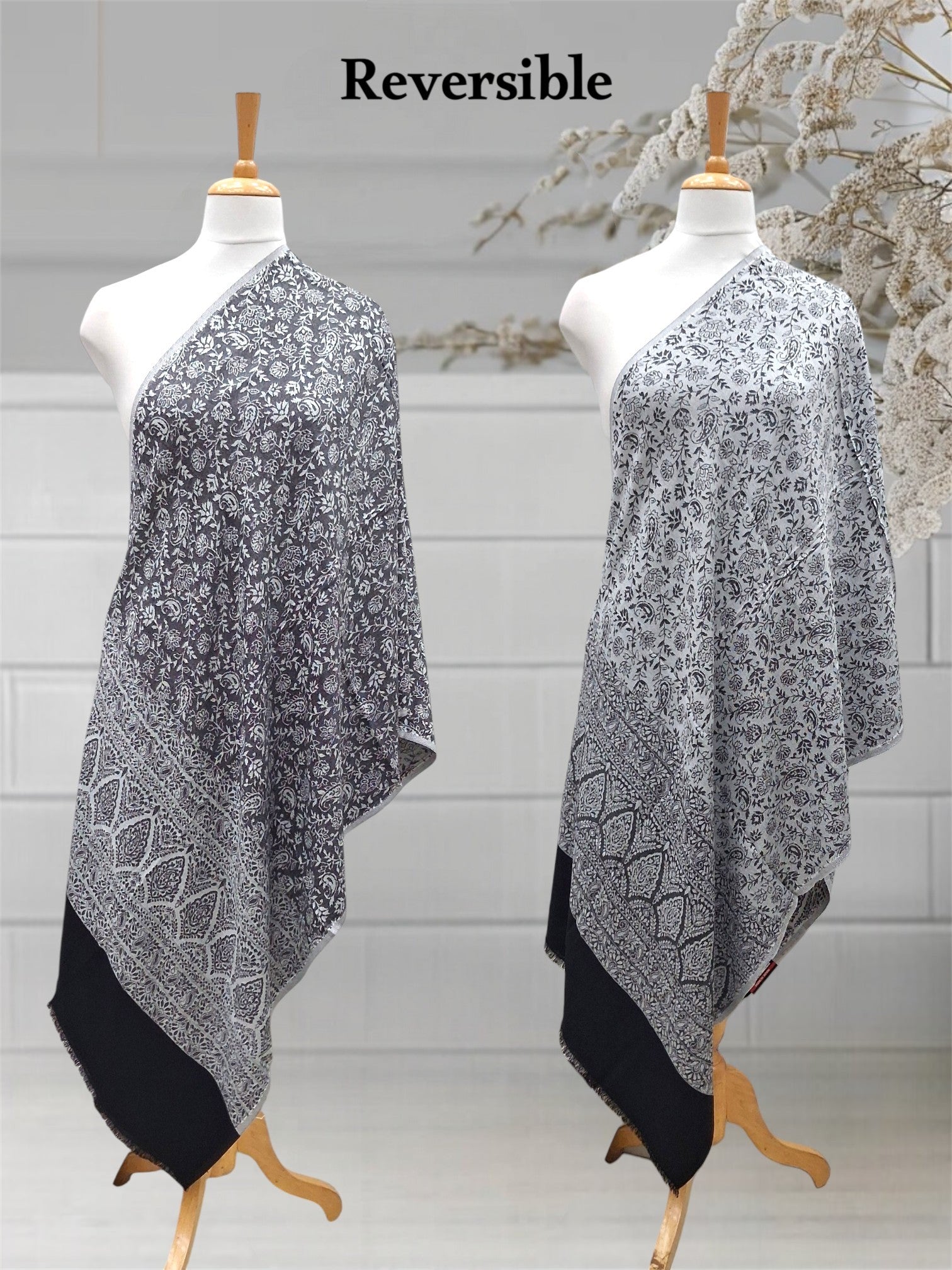 WOMEN'S WOOLEN STOLE REVERSIBLE