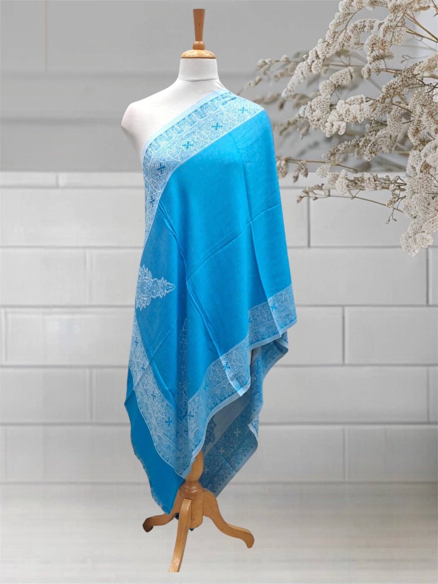 WOMEN'S WOOLEN STOLE