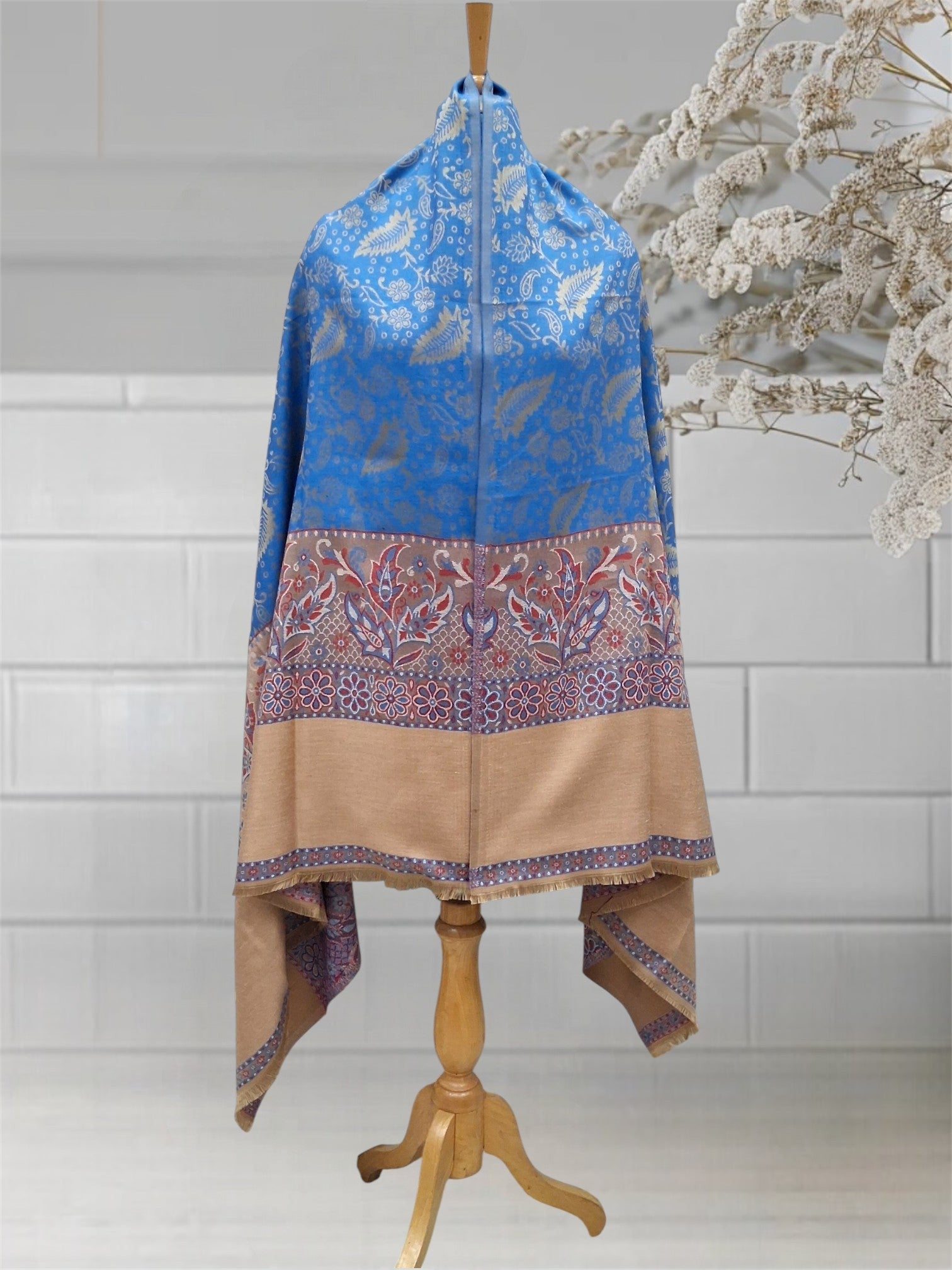 WOMEN'S WOOLEN STOLE