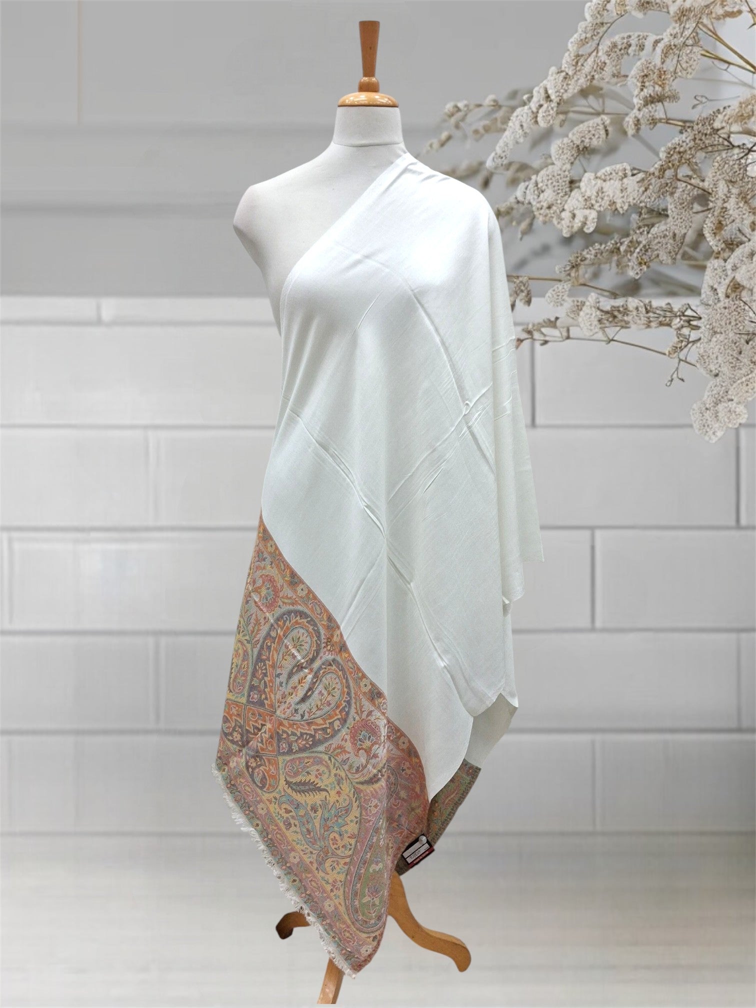 WOMEN'S WOOLEN STOLE