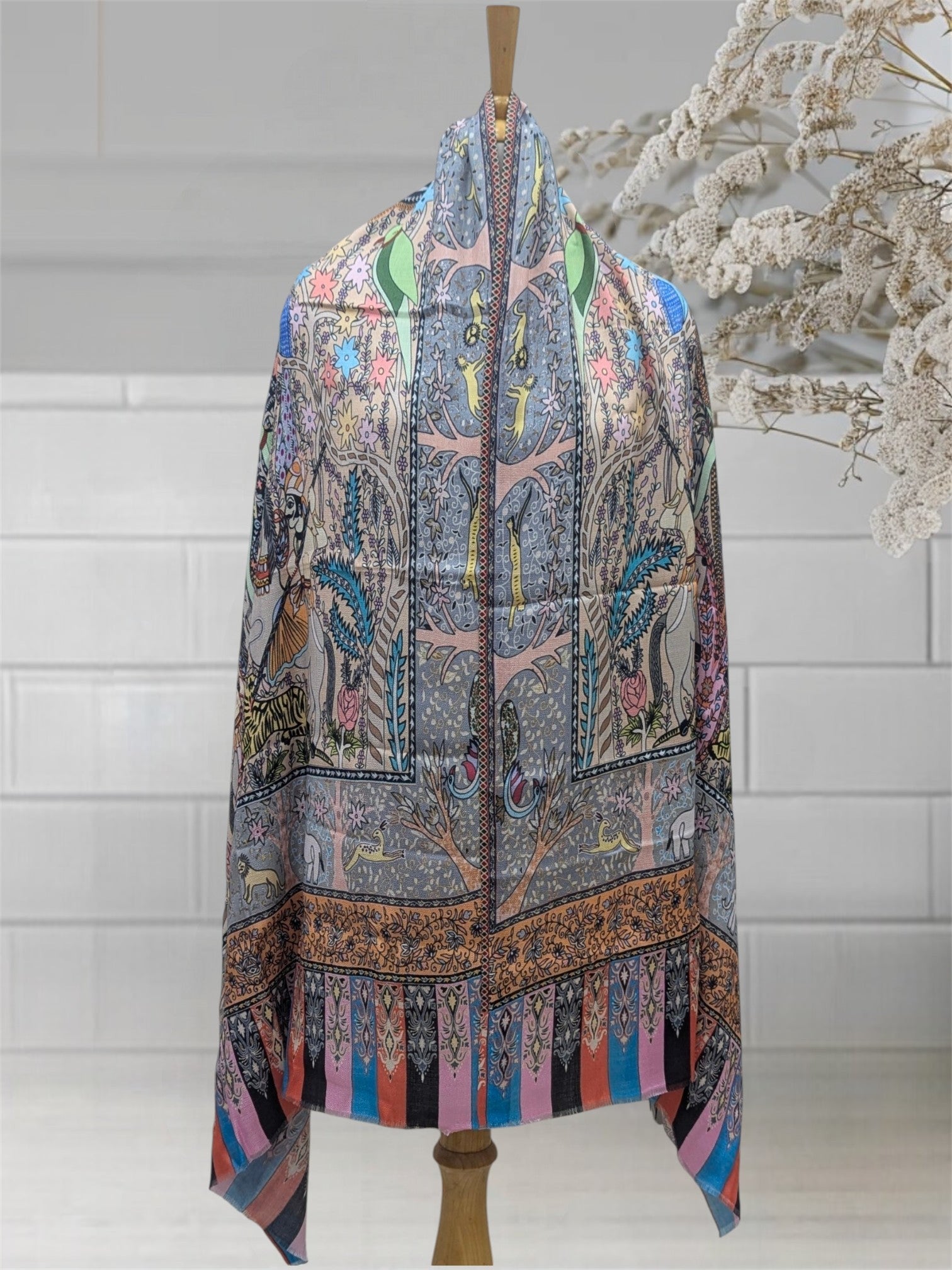 WOMEN'S WOOLEN STOLE