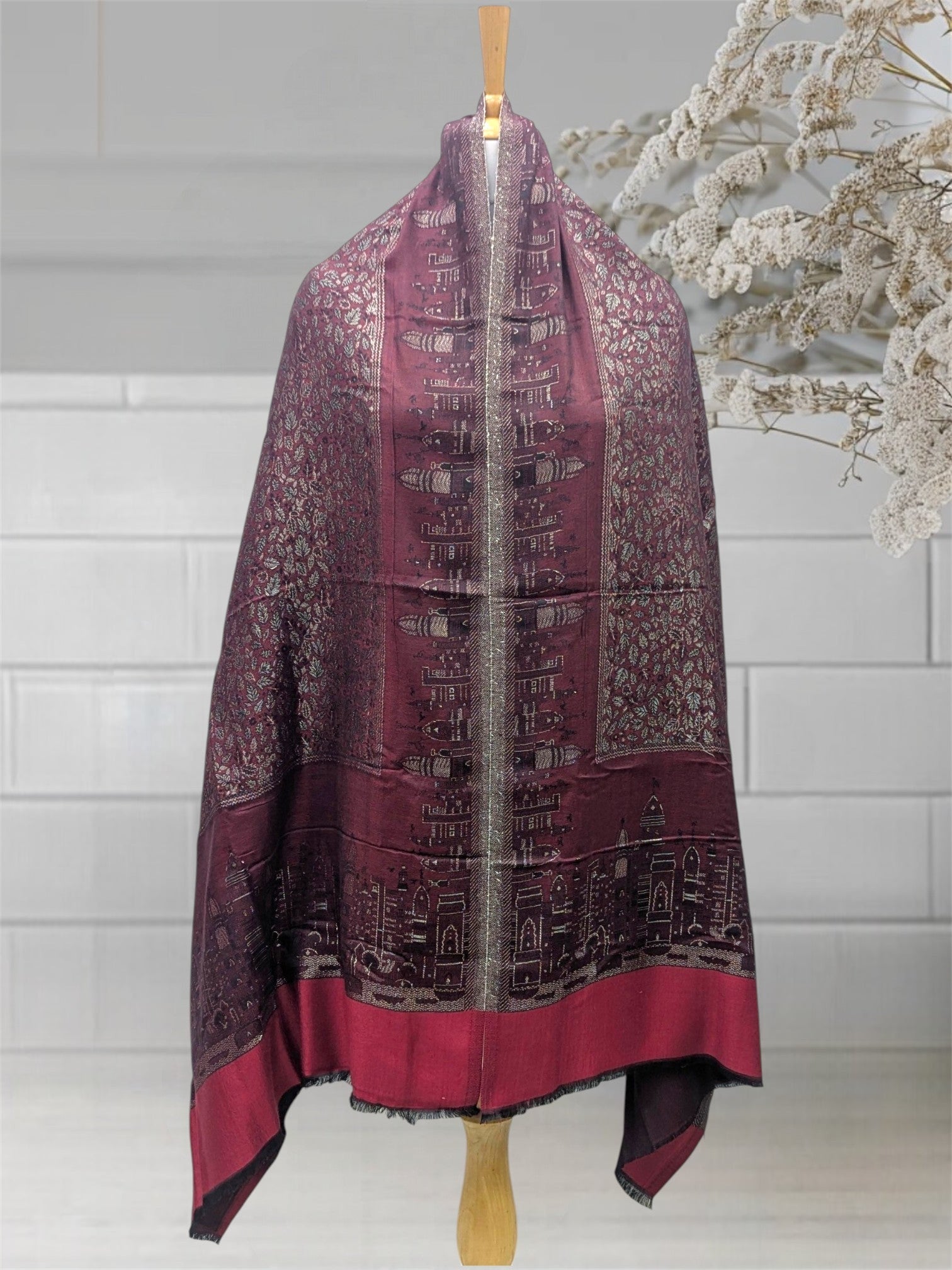 WOMEN'S WOOLEN STOLE