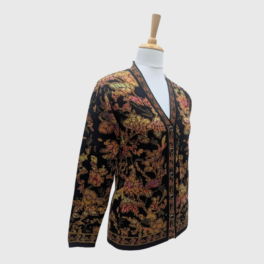 WOMEN'S V NECK CARDIGAN