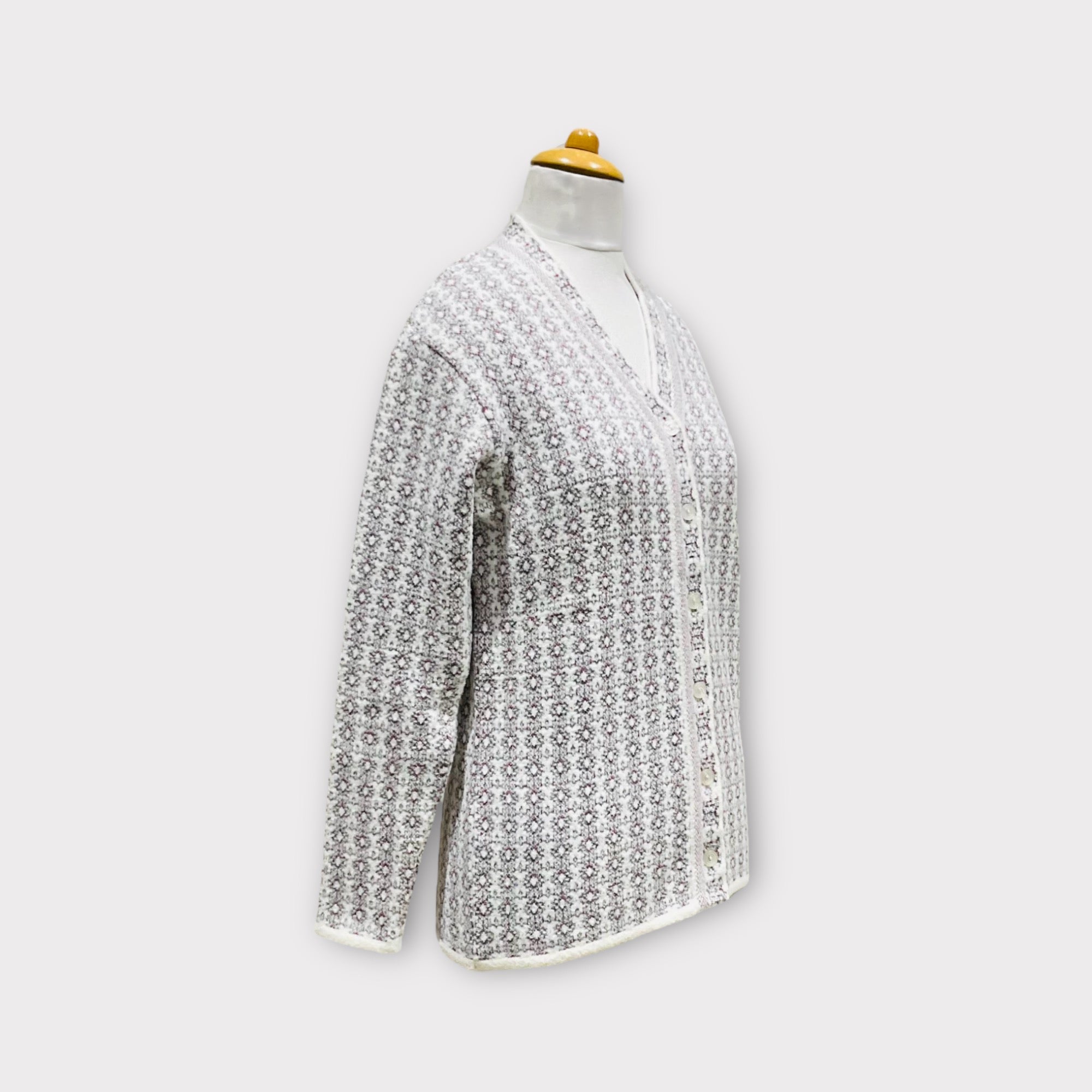WOMEN  SWEATER