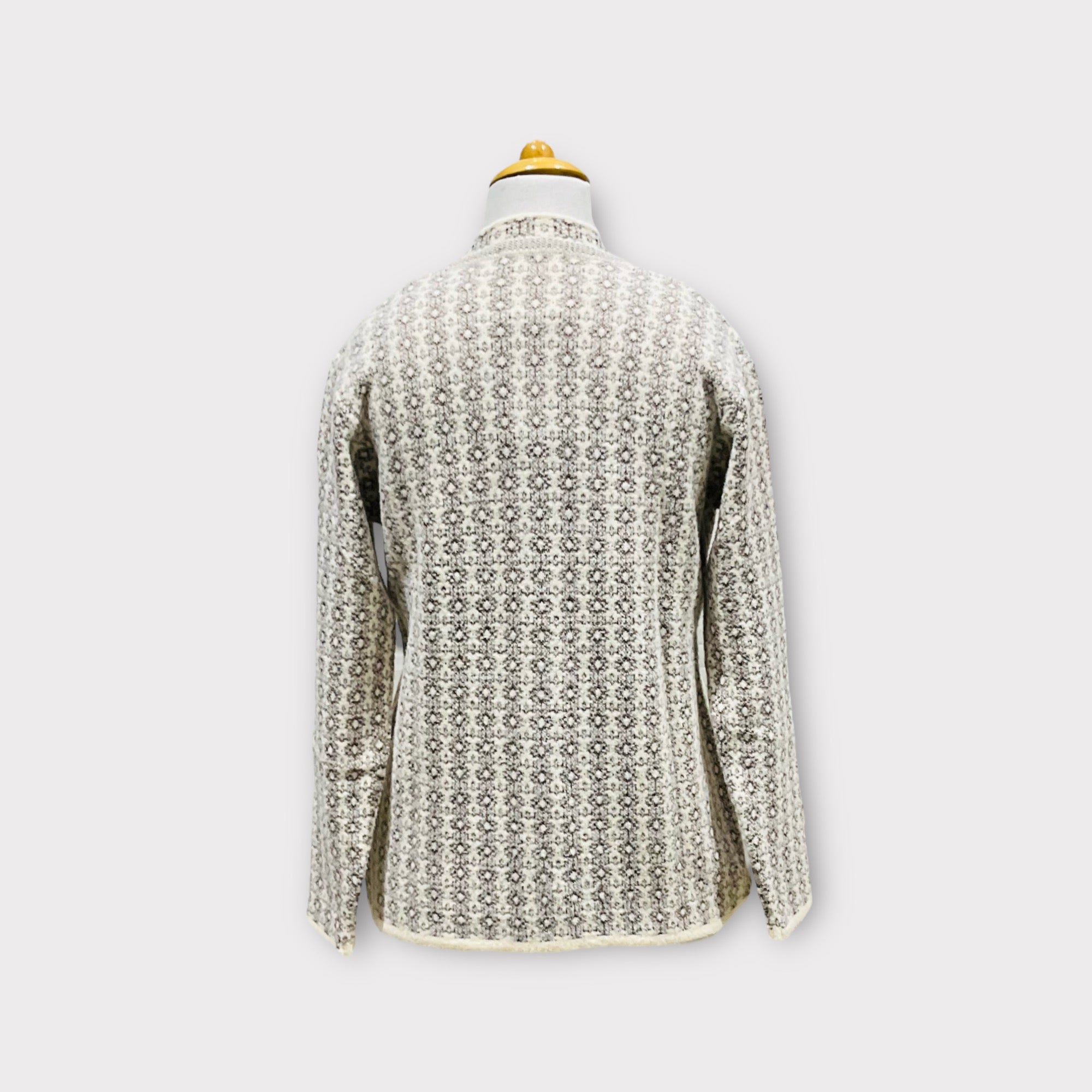 WOMEN  SWEATER