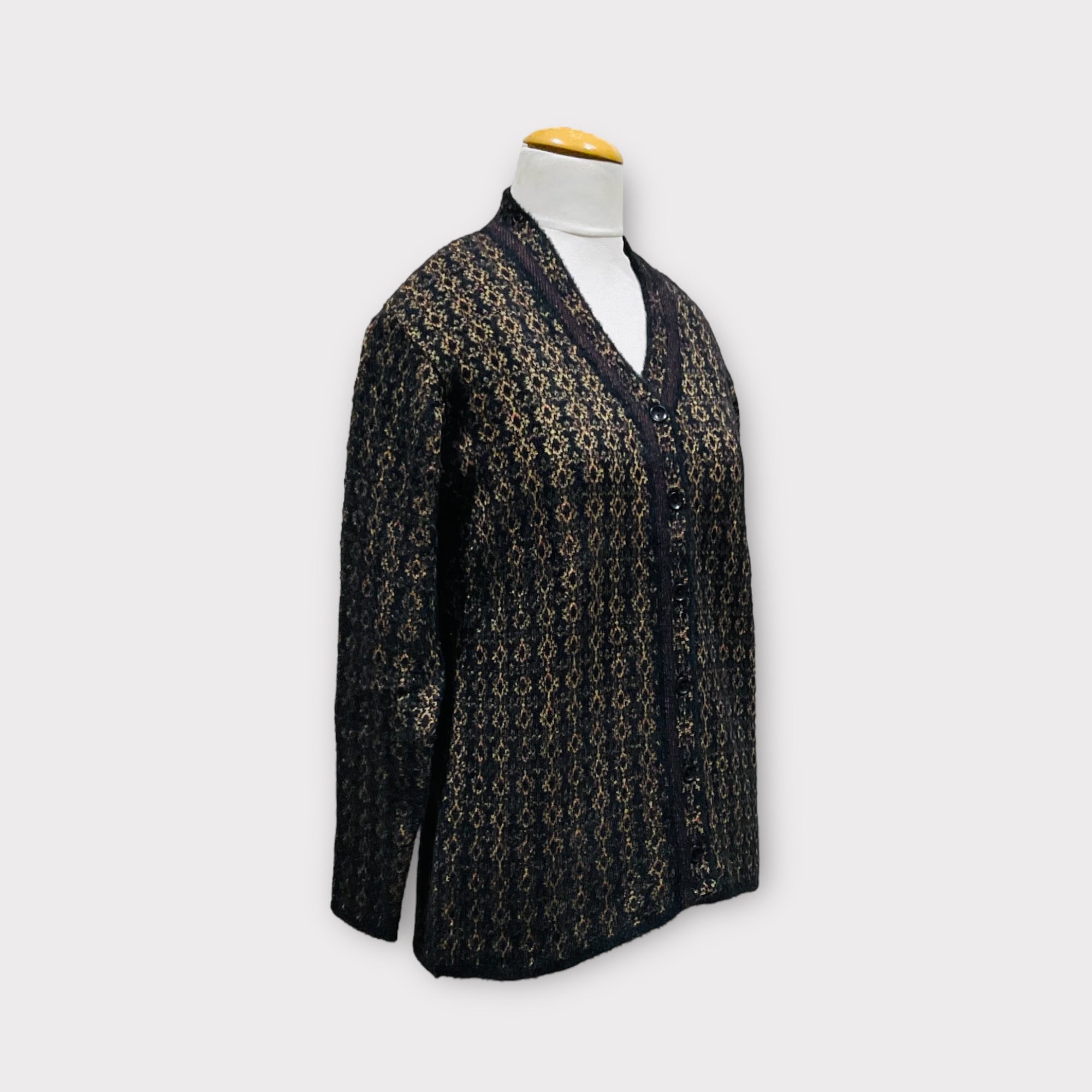 WOMEN  SWEATER