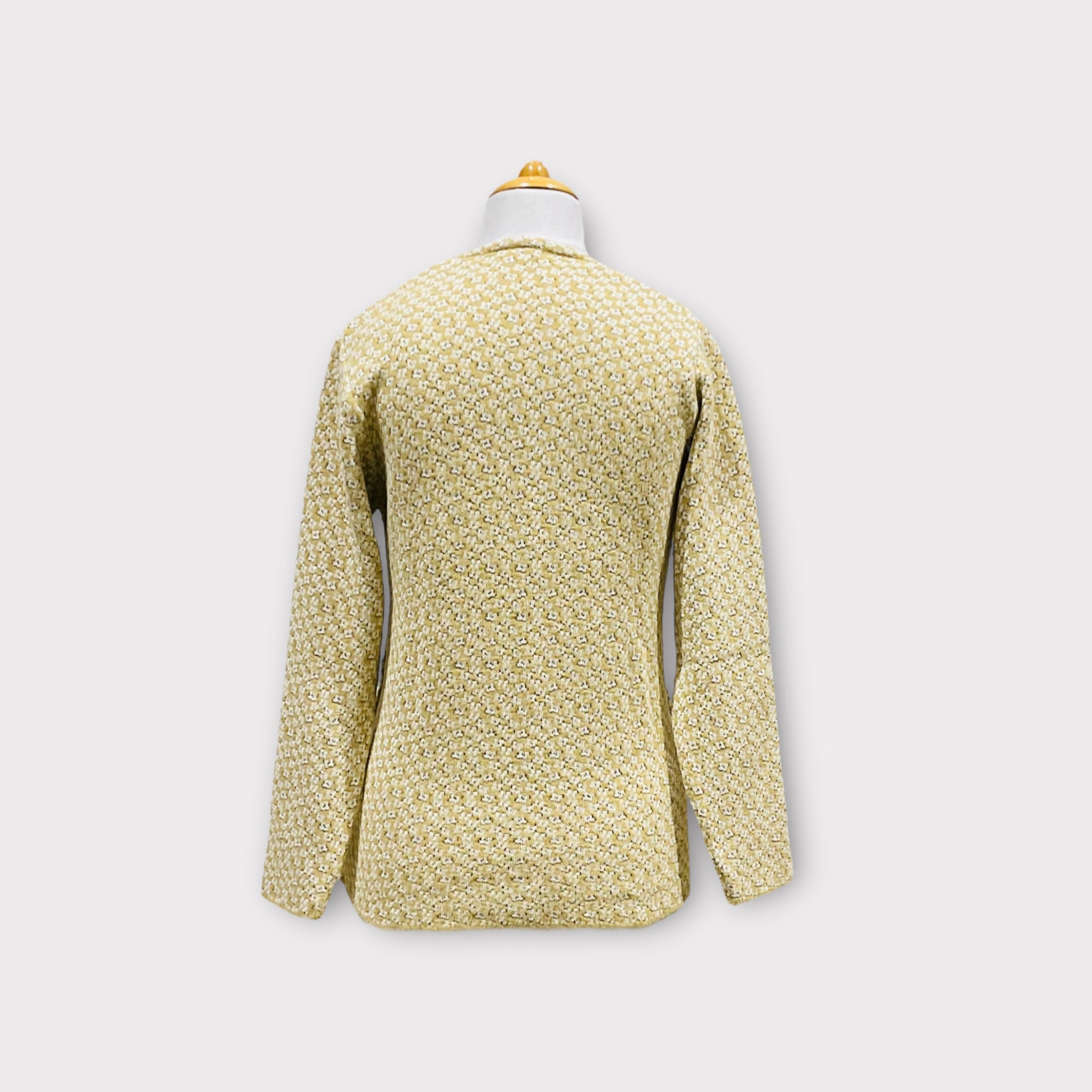 WOMEN  SWEATER