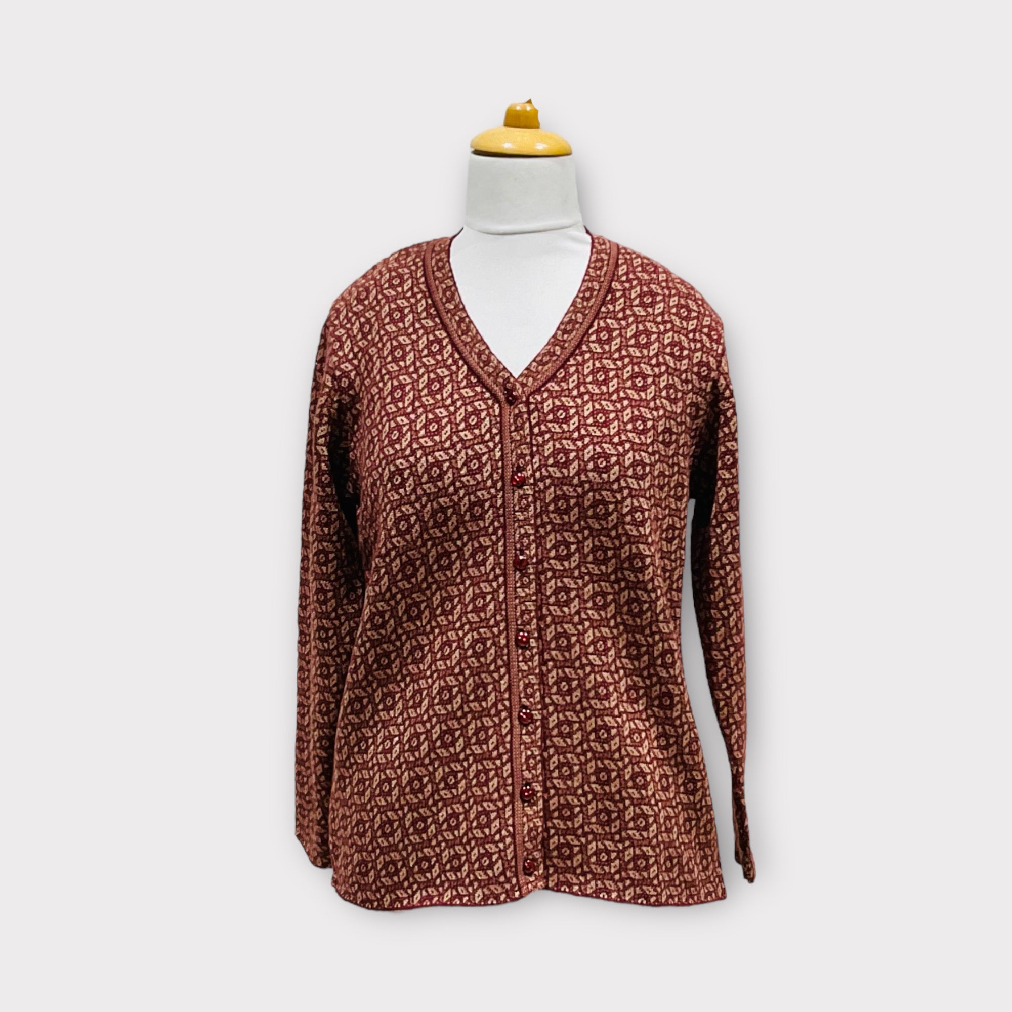 WOMEN  SWEATER