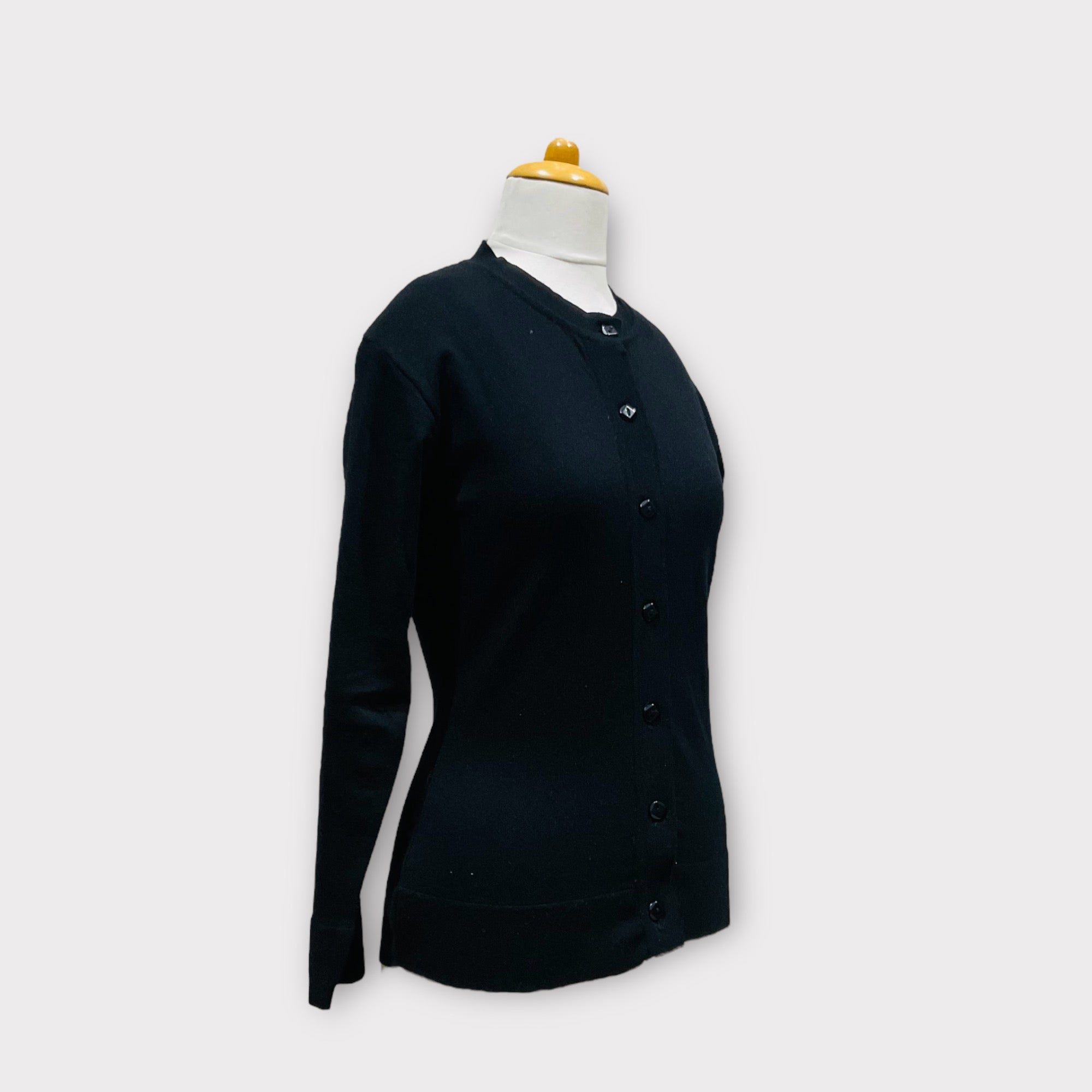 WOMEN SWEATER