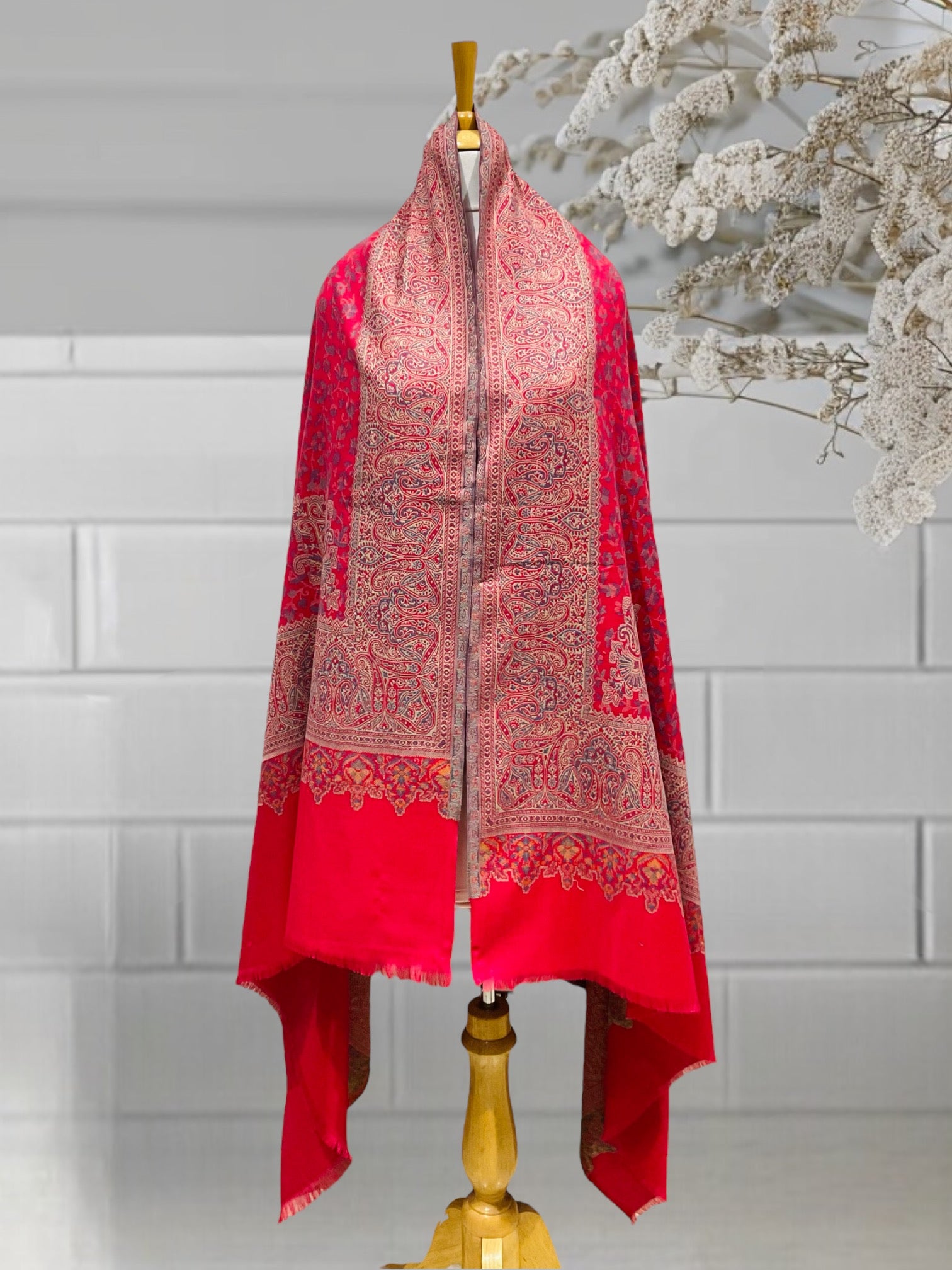WOMEN SHAWLS