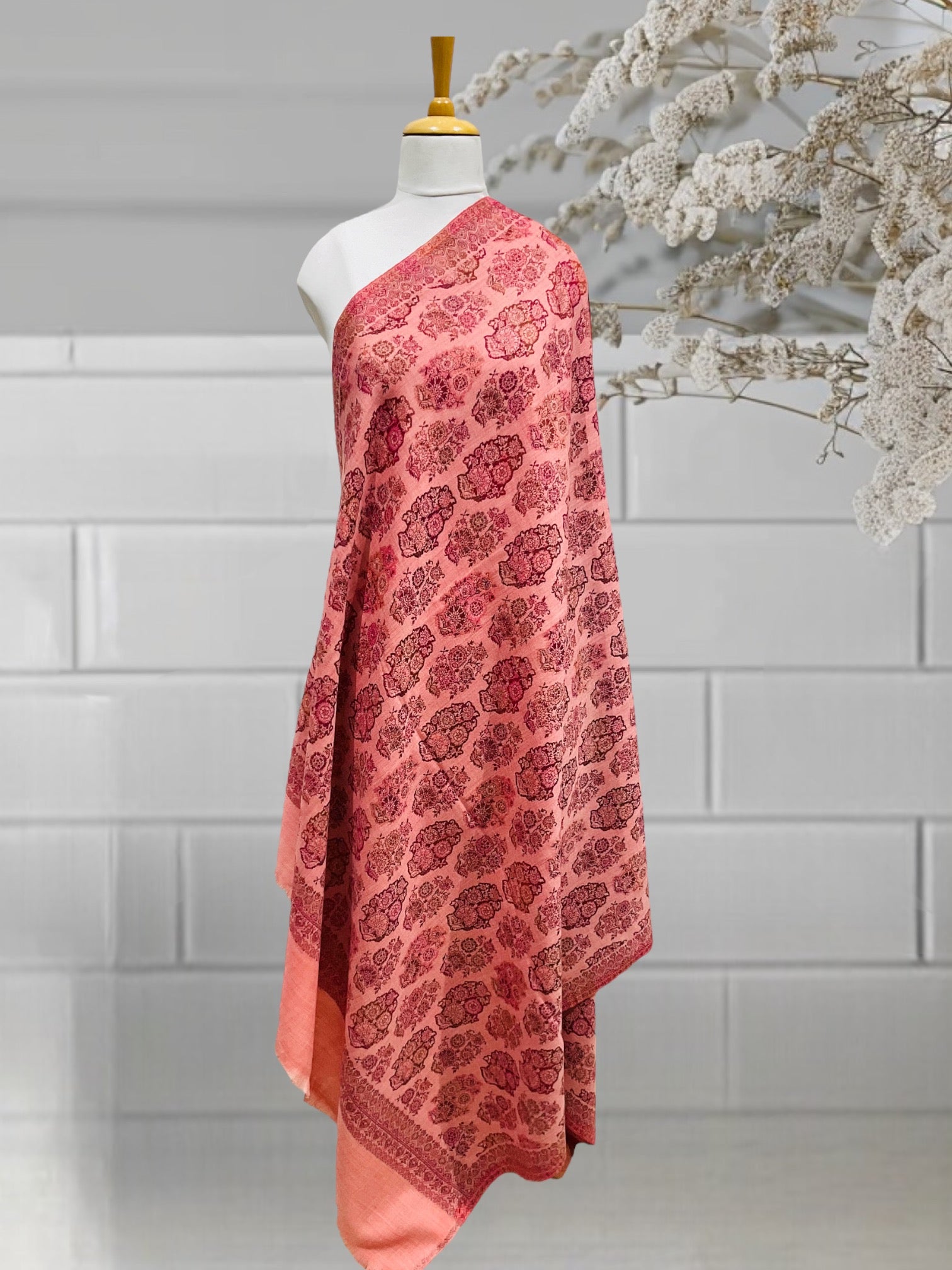 WOMEN SHAWLS
