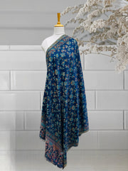 WOMEN SHAWLS