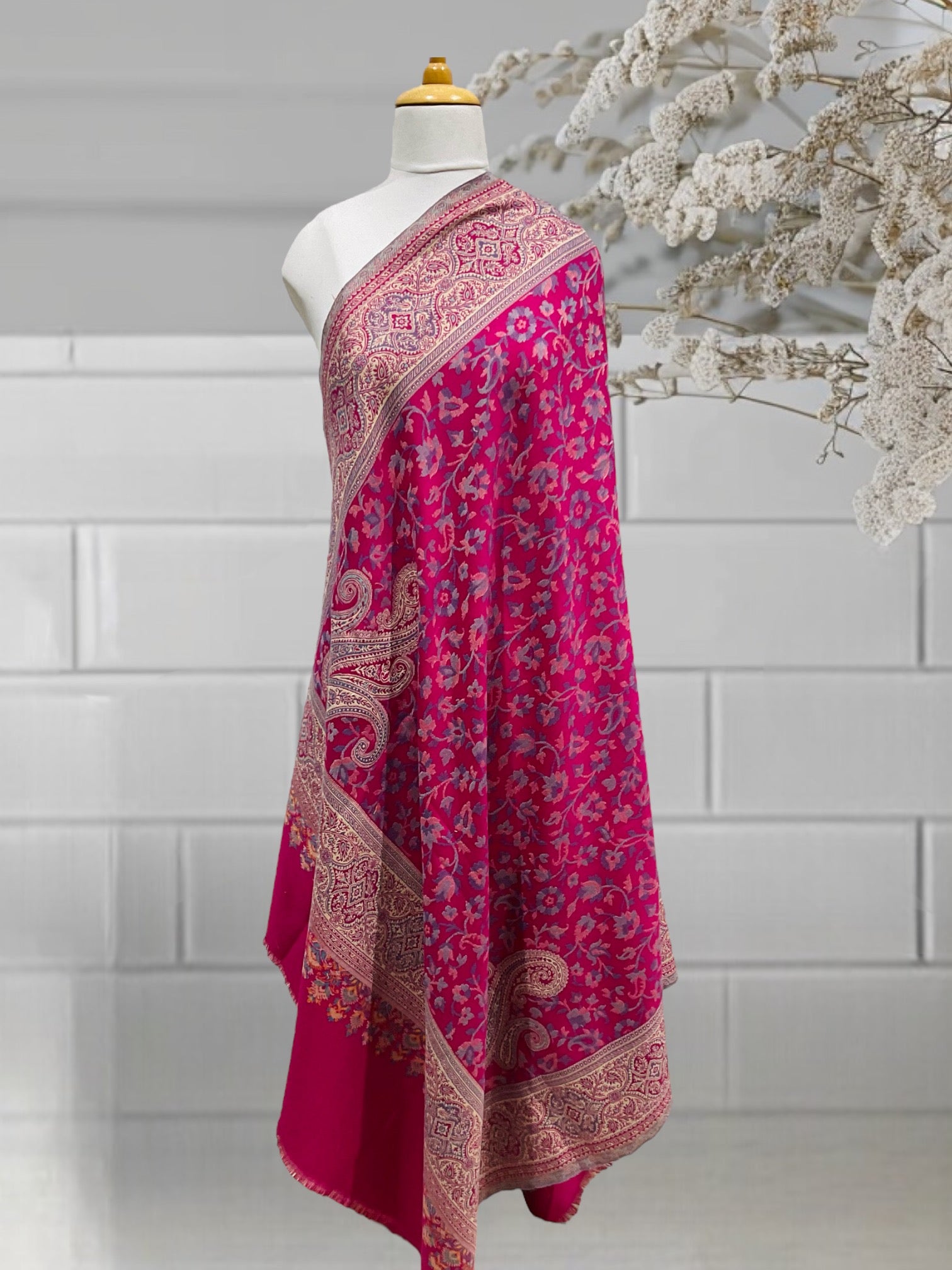 WOMEN SHAWLS
