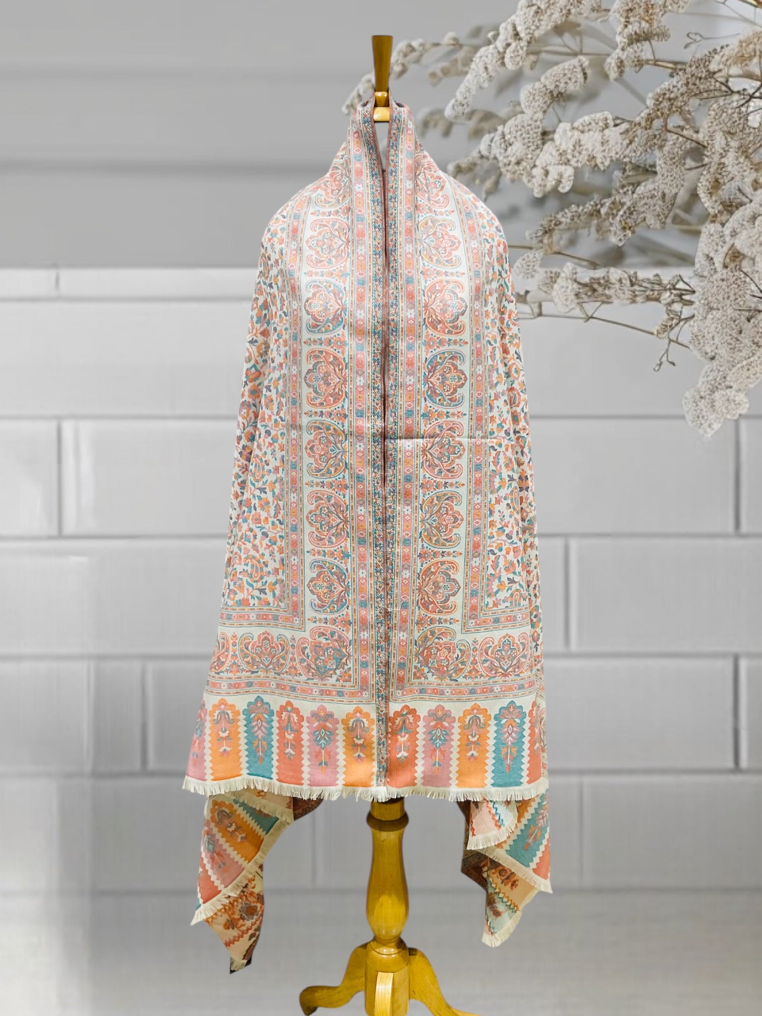 WOMEN SHAWLS