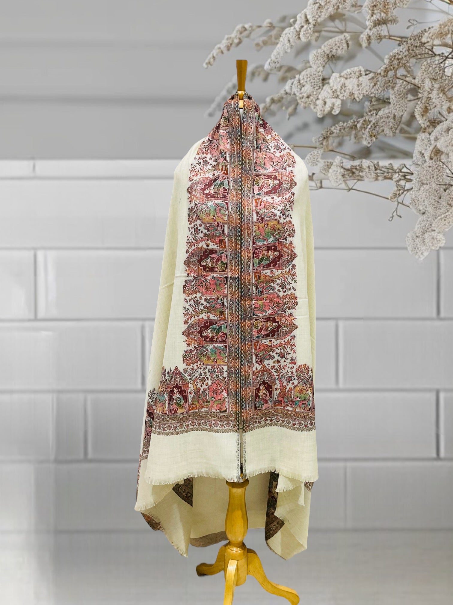 WOMEN SHAWLS