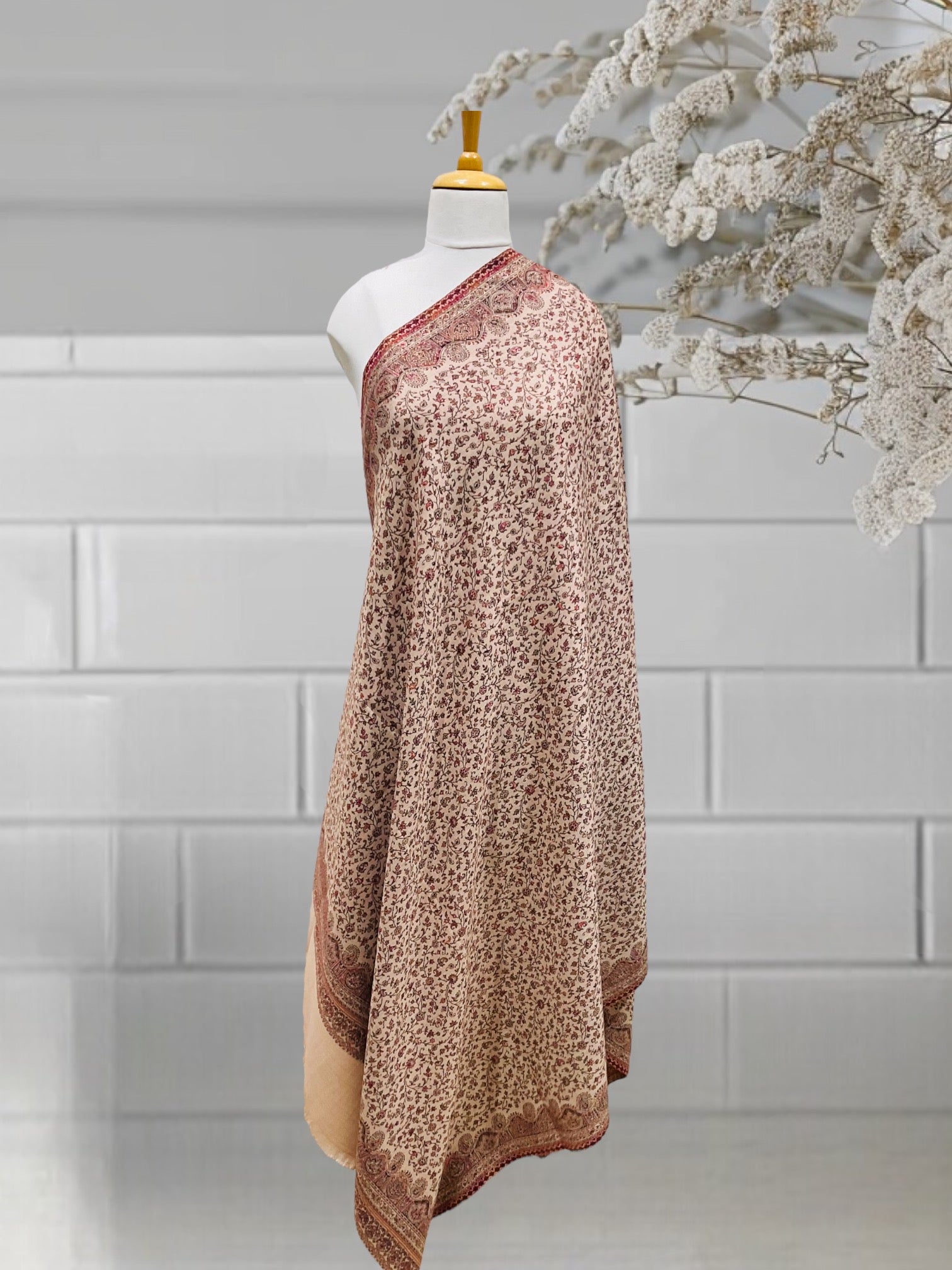 WOMEN SHAWLS