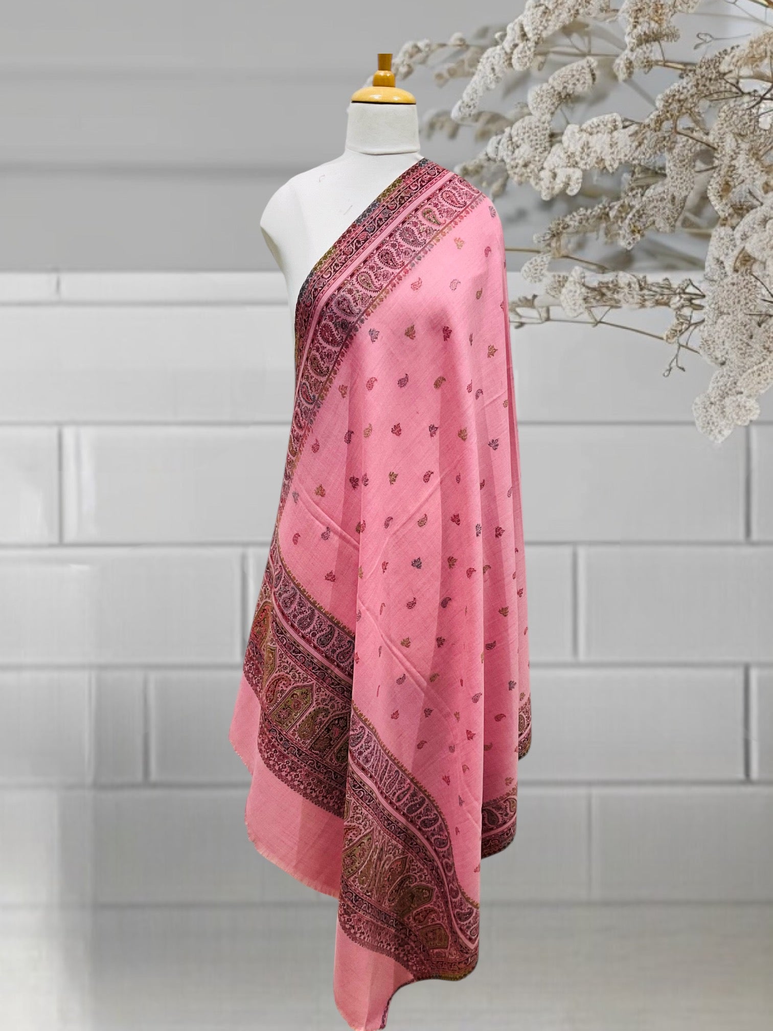 WOMEN SHAWLS