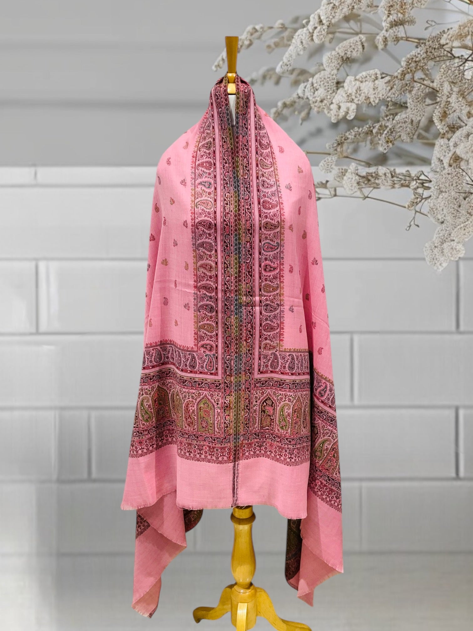 WOMEN SHAWLS