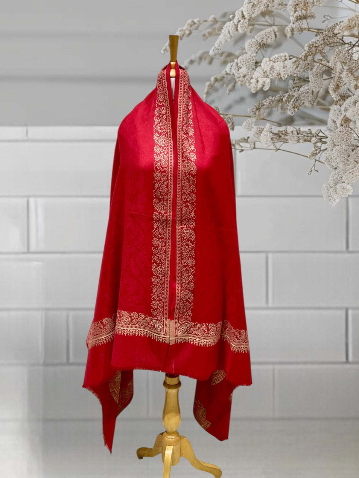 WOMEN SHAWLS