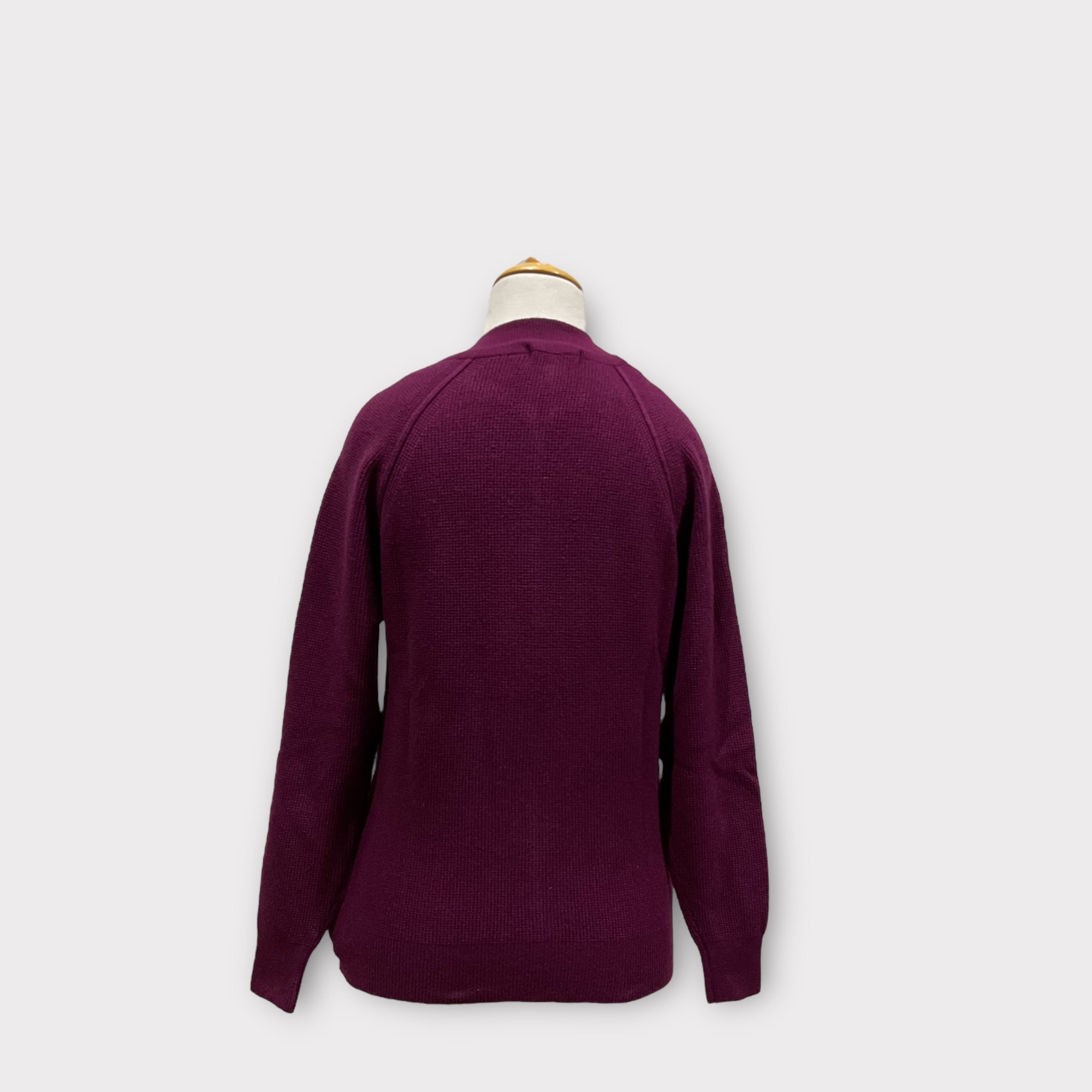 WOMEN SWEATER