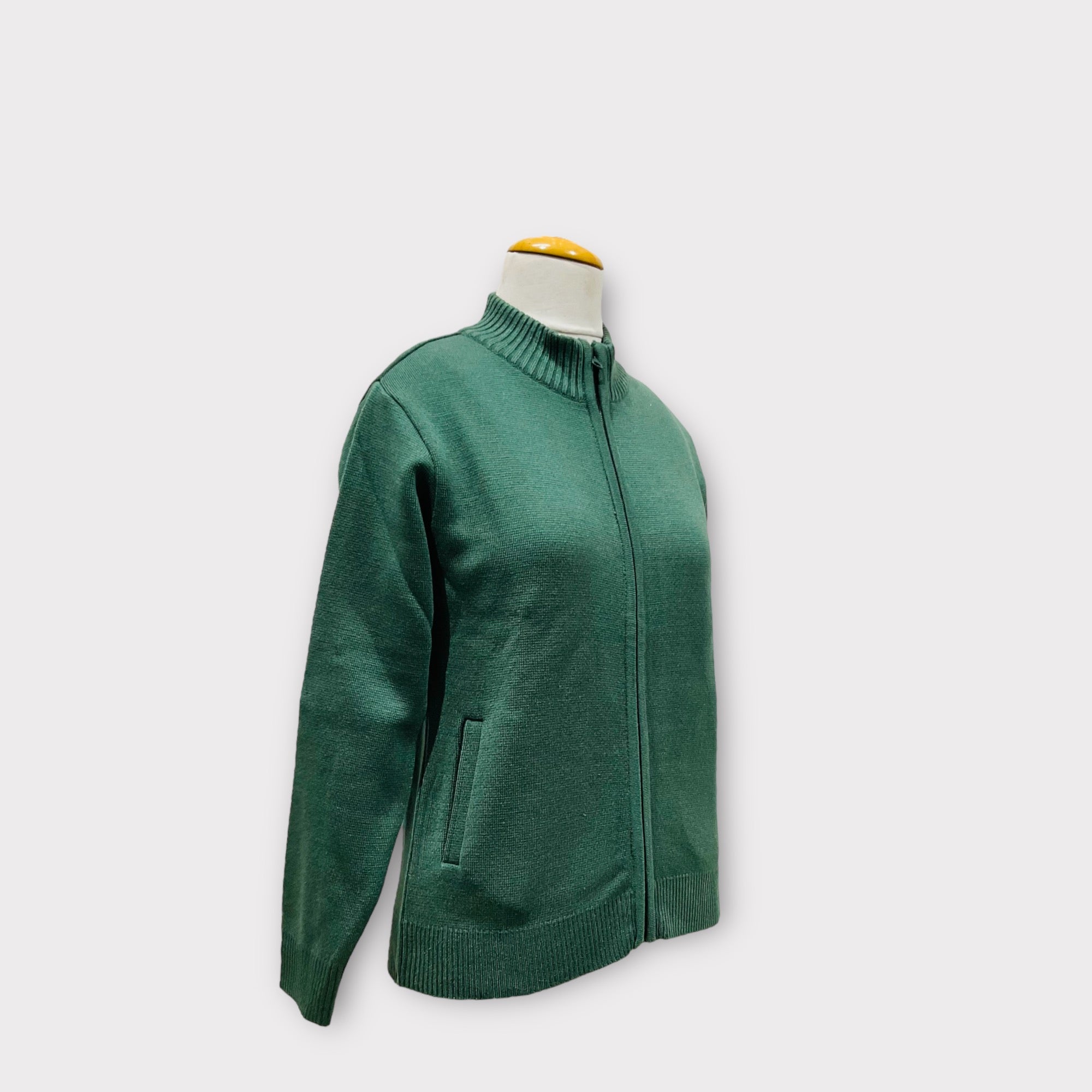 WOMEN SWEATER
