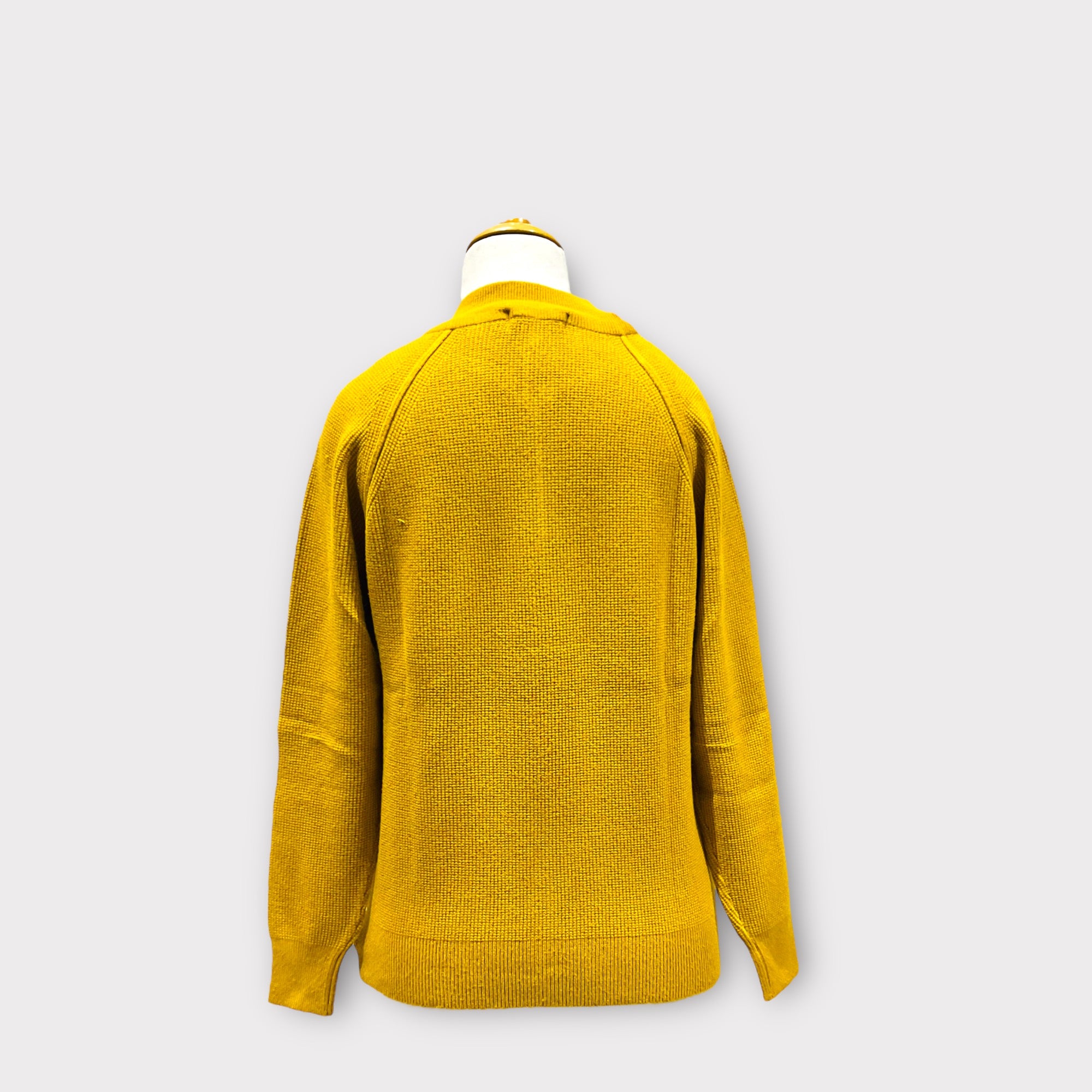 WOMEN SWEATER