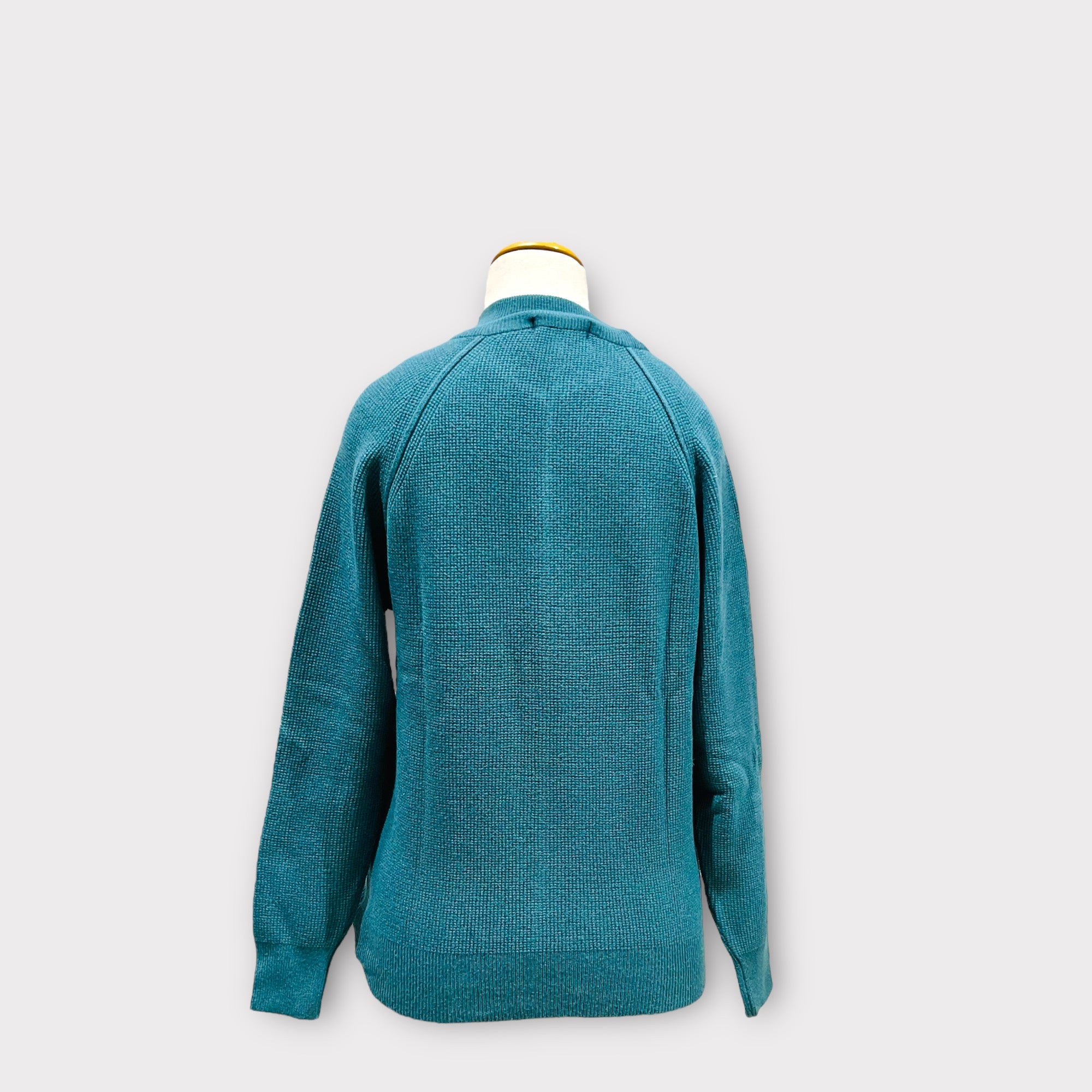 WOMEN SWEATER