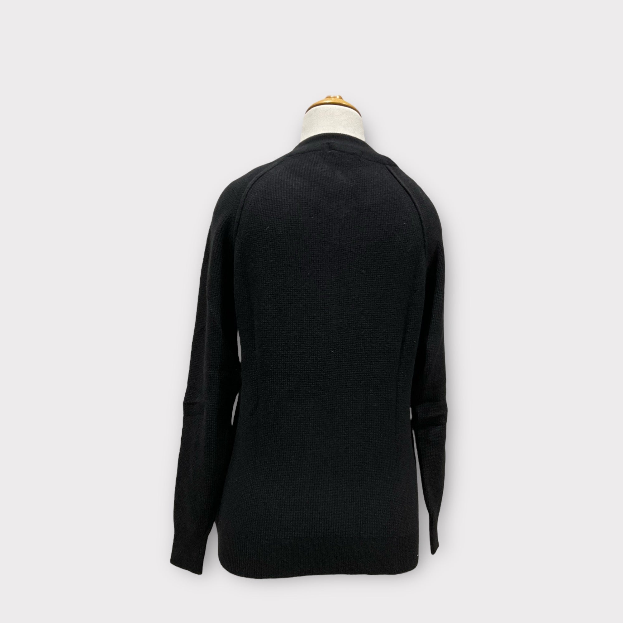 WOMEN SWEATER