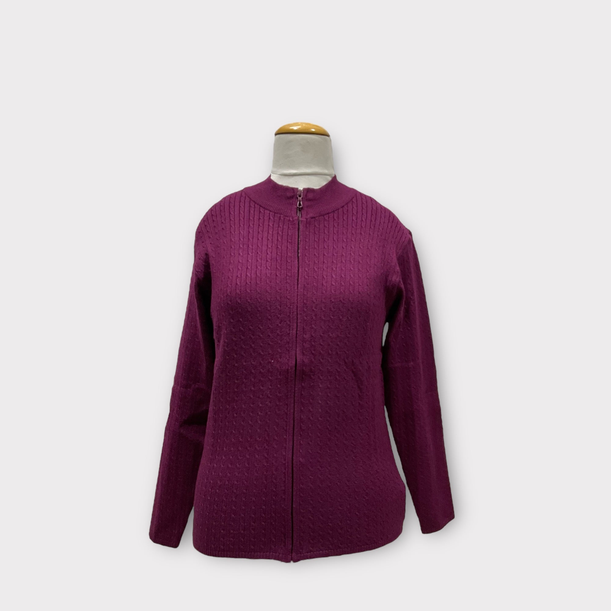 WOMEN SWEATER